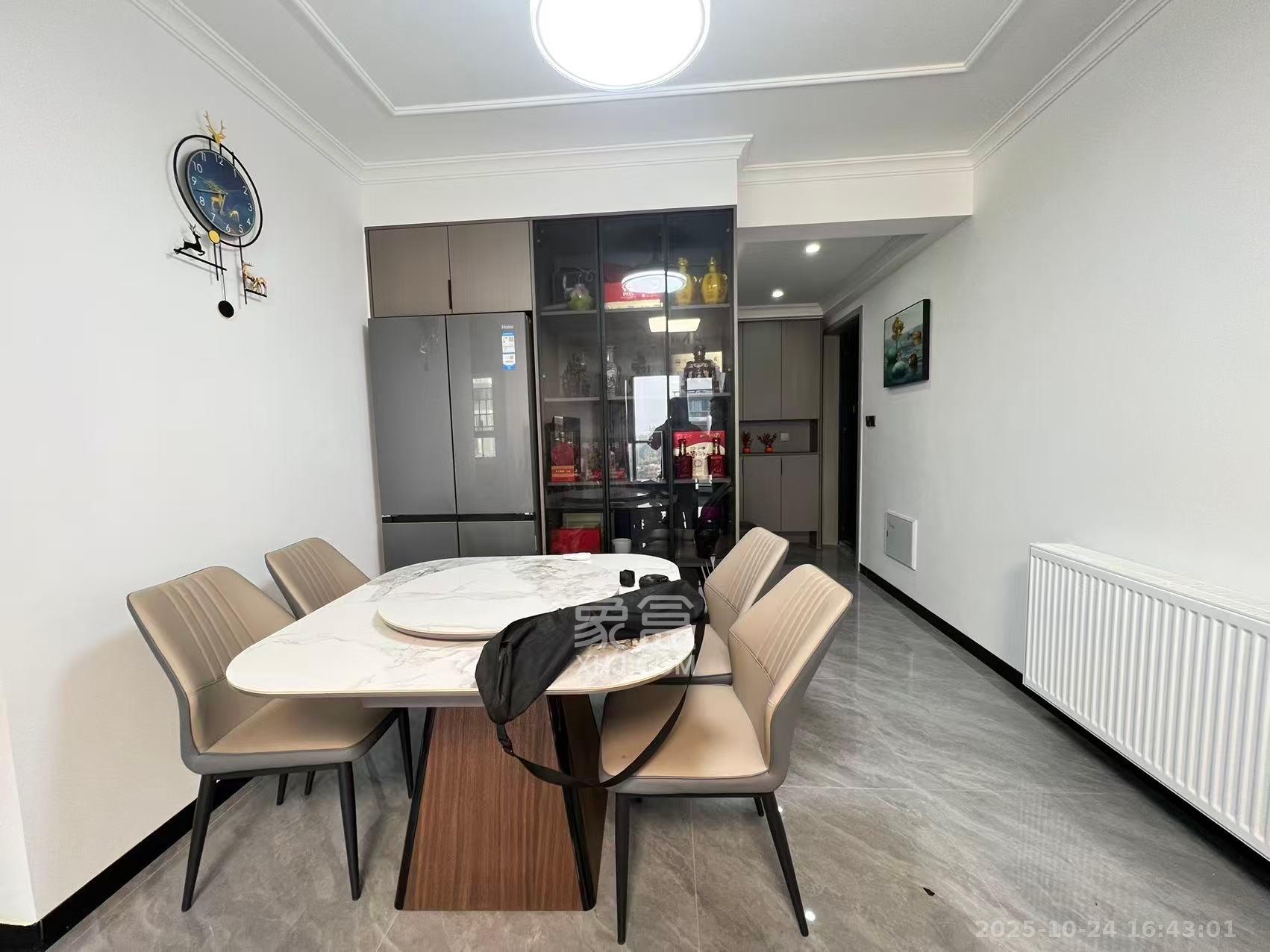 谷山景苑  2室2厅1卫    2100.0元/月 谷山景苑  2室2厅1卫    2100.0元/月室内图