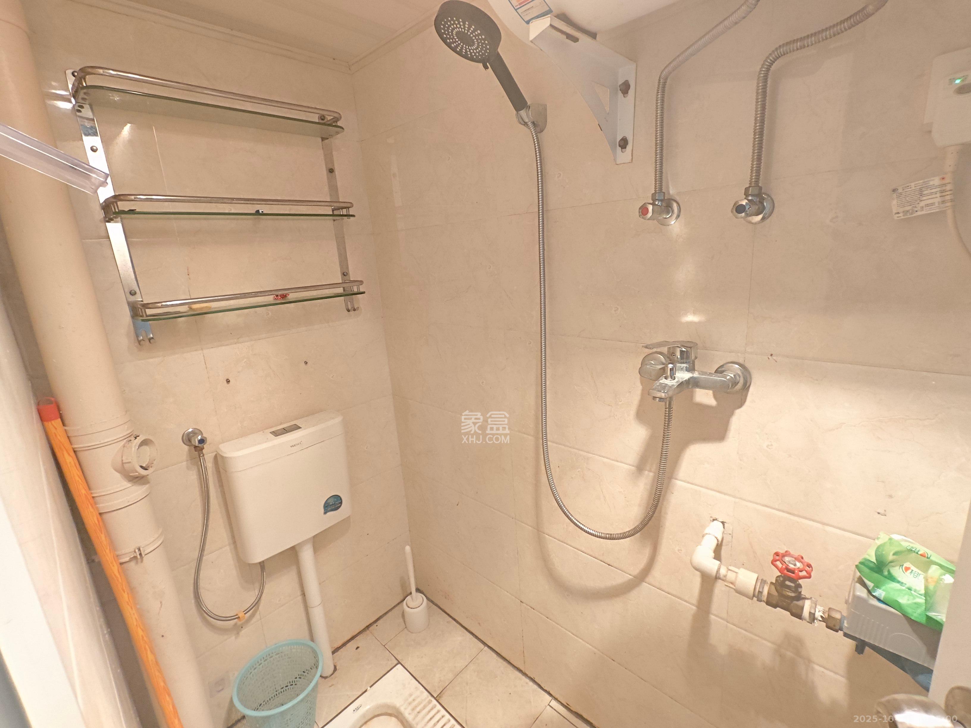 吉景小区  1室1厅1卫    1200.0元/月室内图