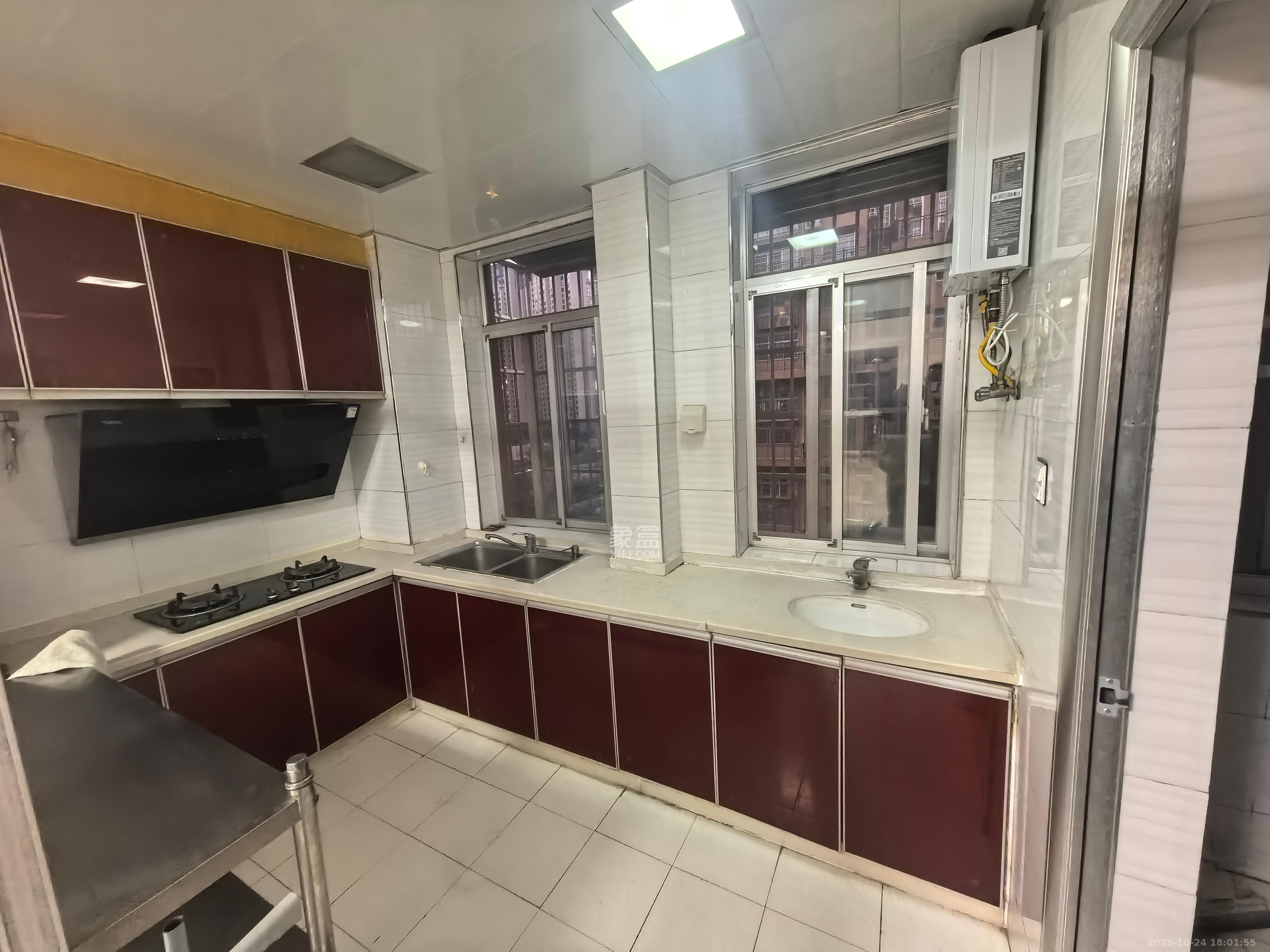 星城新宇月雅苑(月塘小区)  2室2厅1卫    1600.0元/月 星城新宇月雅苑(月塘小区)  2室2厅1卫    1600.0元/月室内图