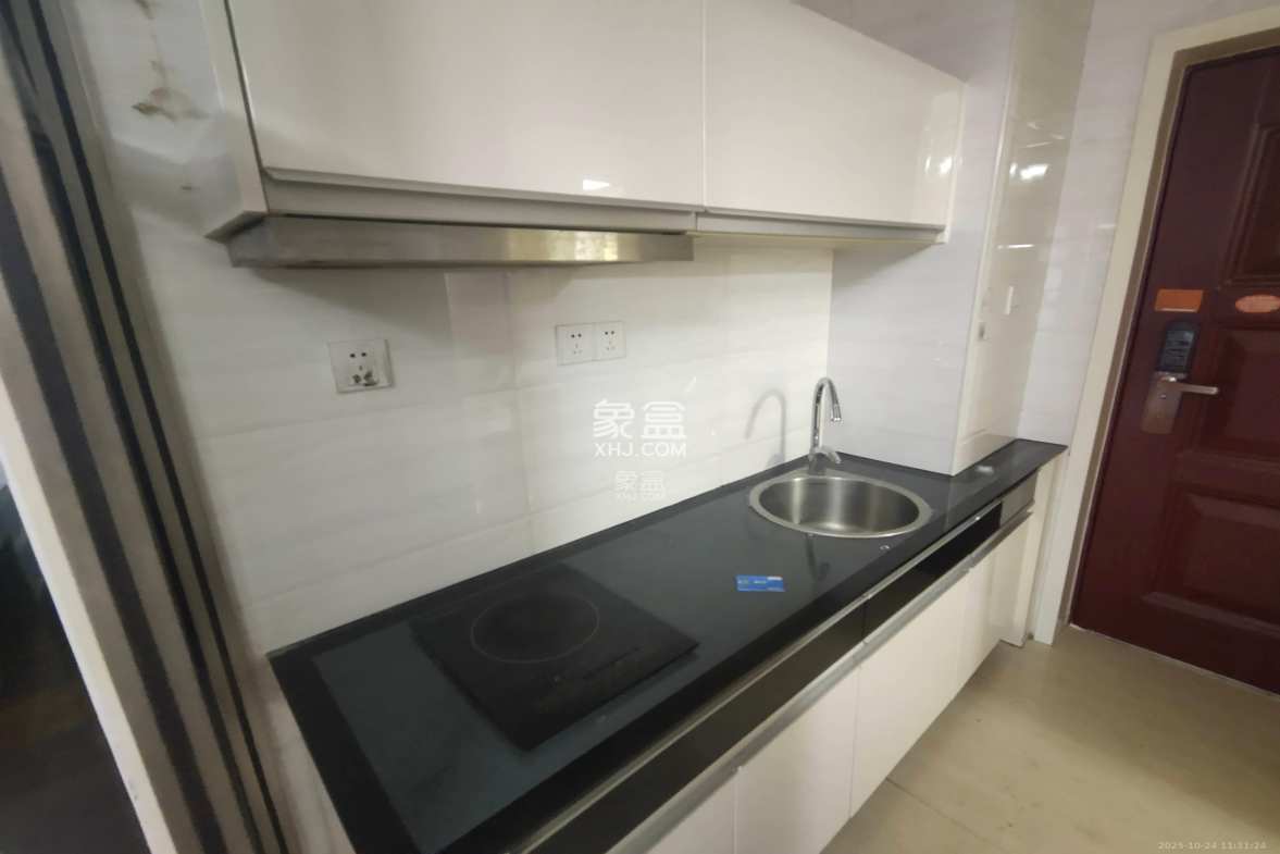 壹号公馆  1室1厅1卫    2100.0元/月 壹号公馆  1室1厅1卫    2100.0元/月室内图