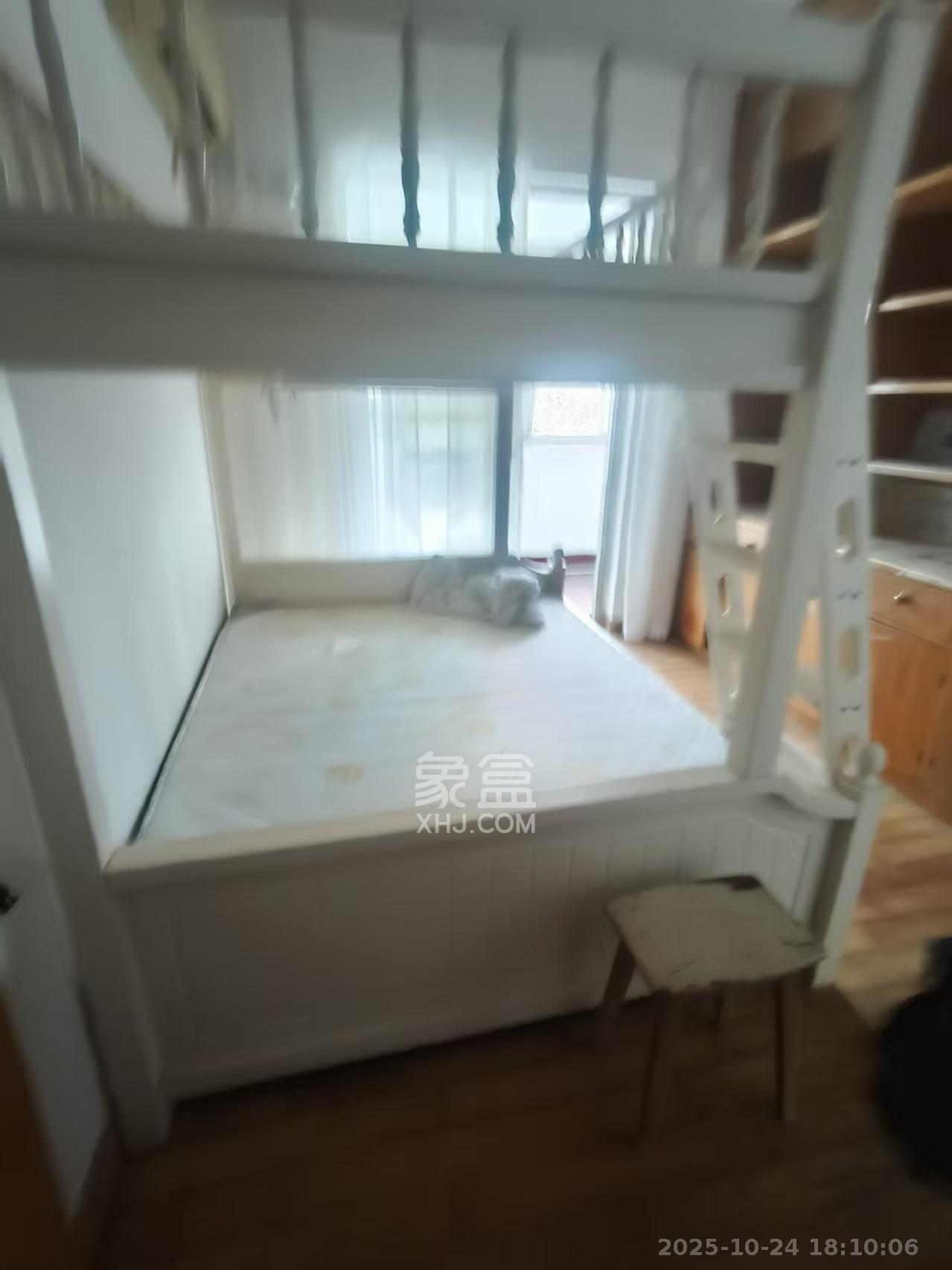 市建委宿舍  4室2厅1卫    2300.0元/月 市建委宿舍  4室2厅1卫    2300.0元/月室内图