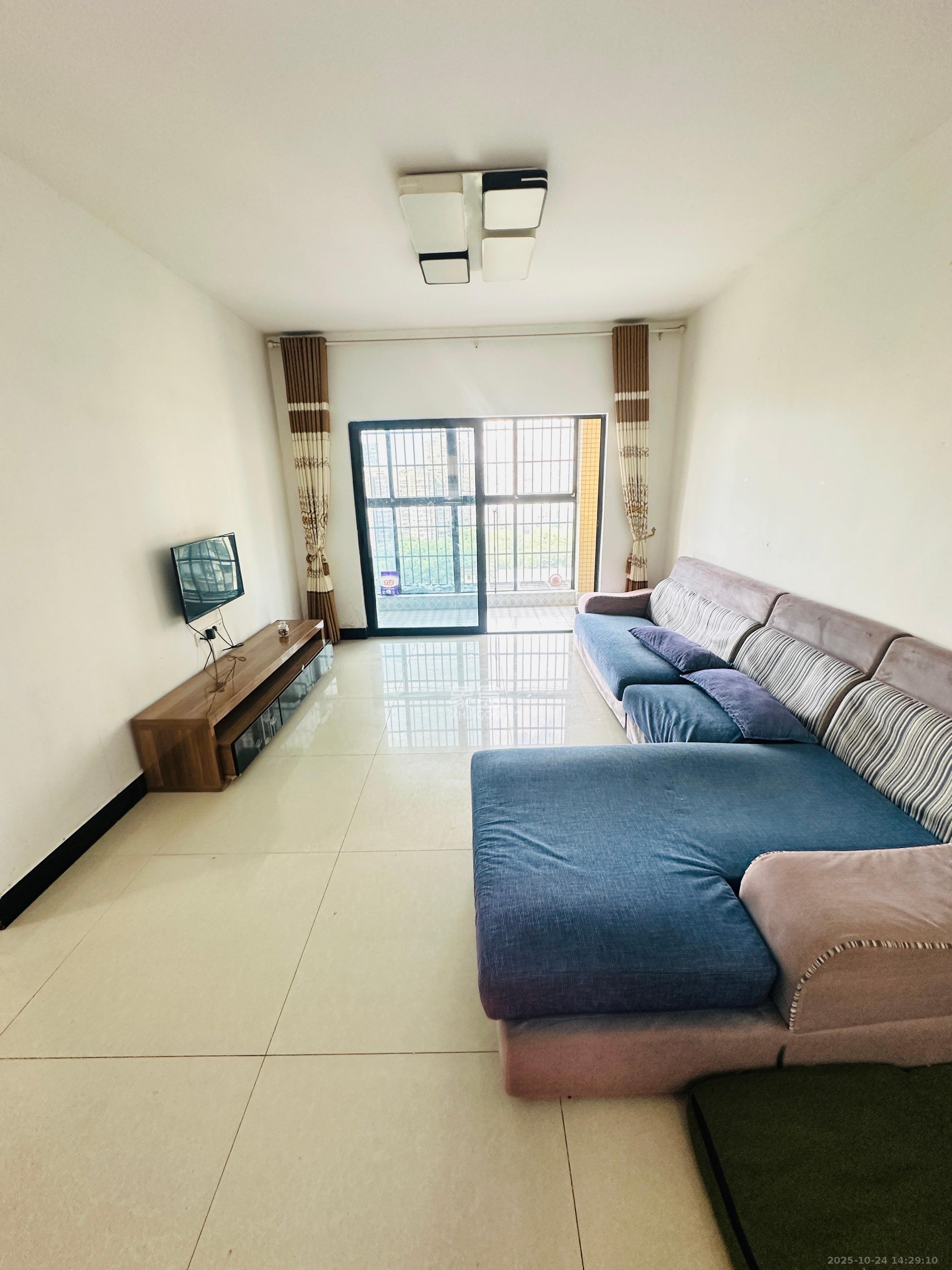 汇一城（汇壹公馆）  2室2厅1卫    1800.0元/月室内图1