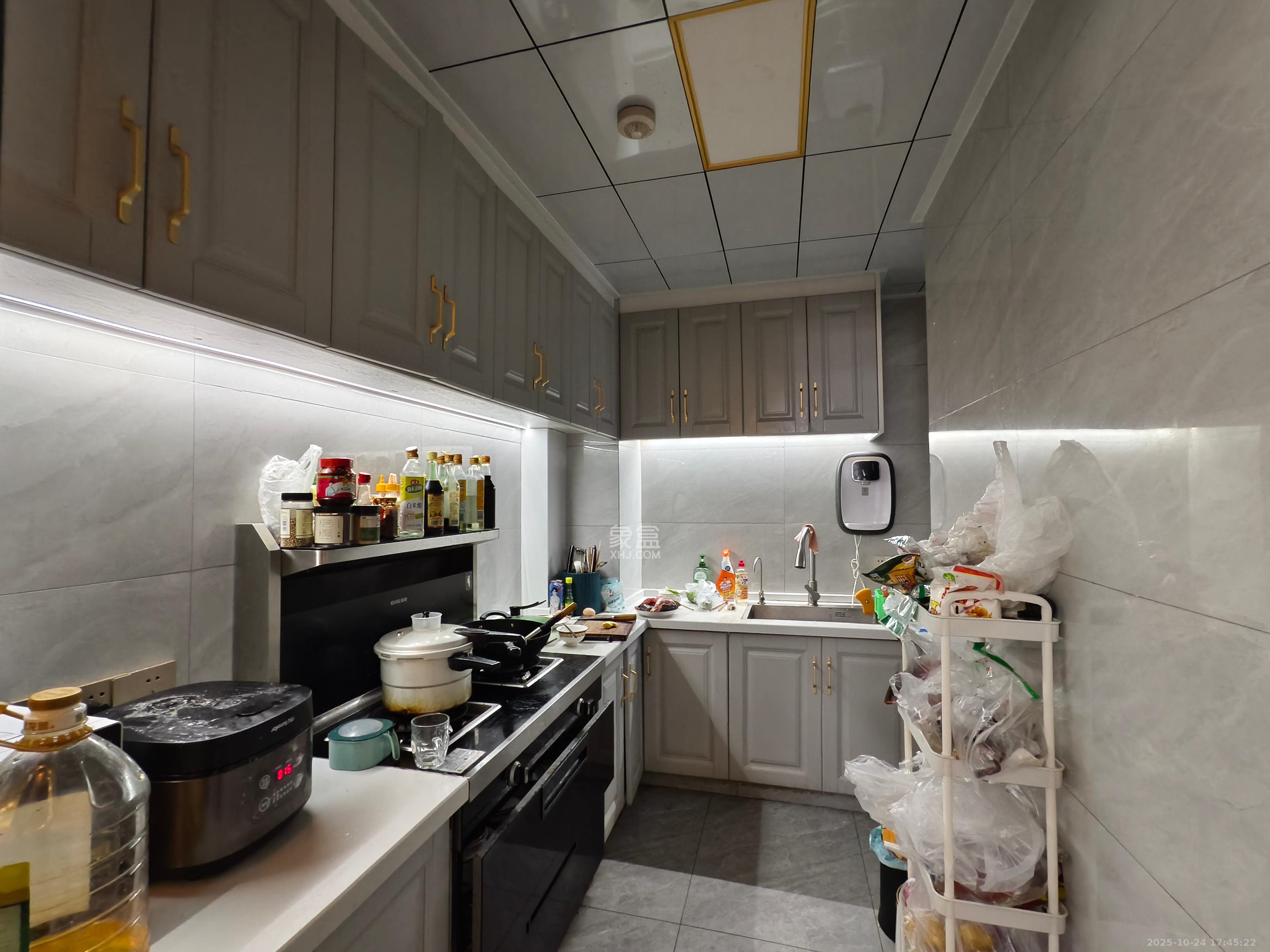 北辰三角洲E7区  3室2厅2卫    4500.0元/月 北辰三角洲E7区  3室2厅2卫    4500.0元/月室内图