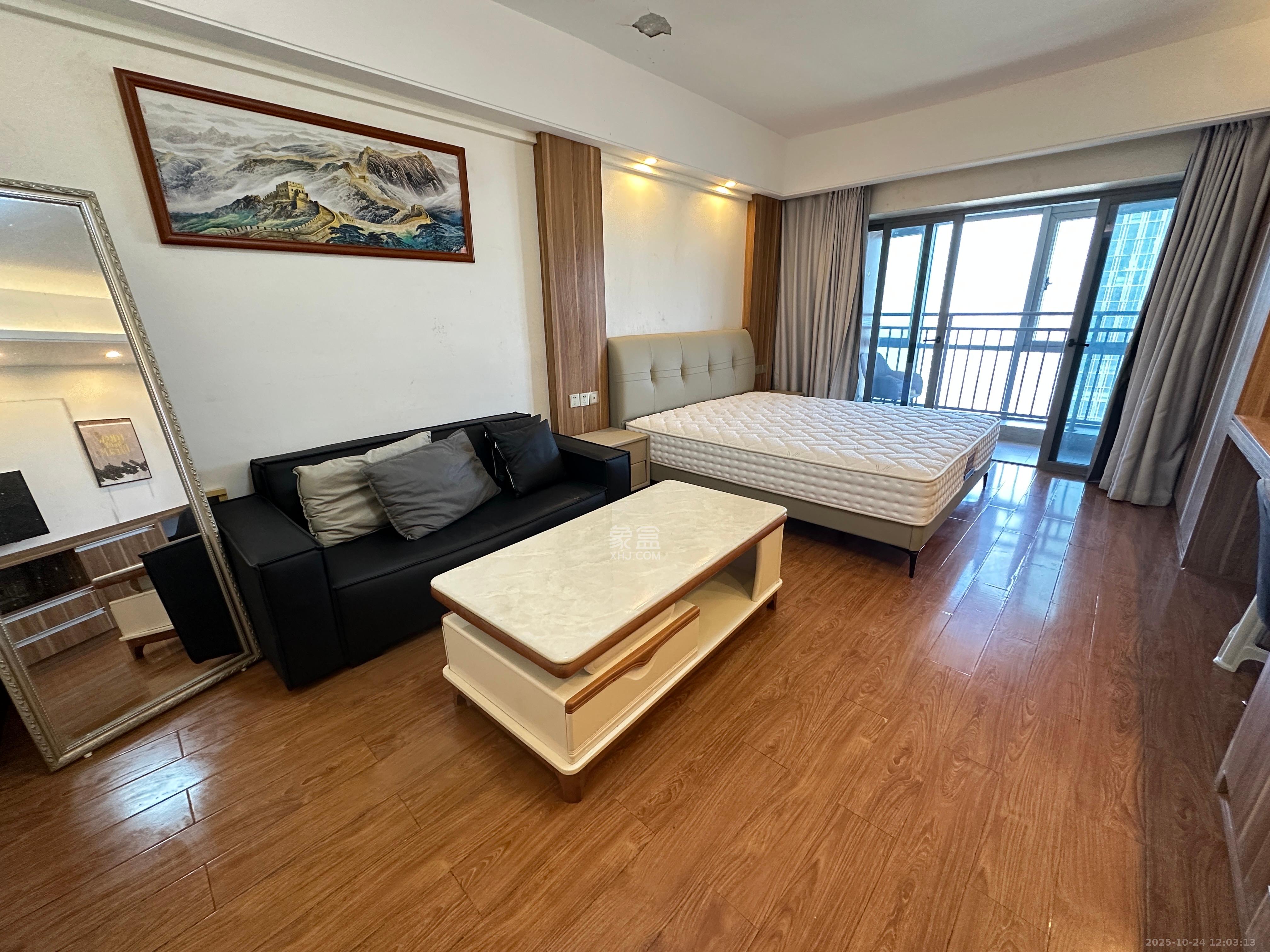 保利国际广场  1室1厅1卫    2700.0元/月