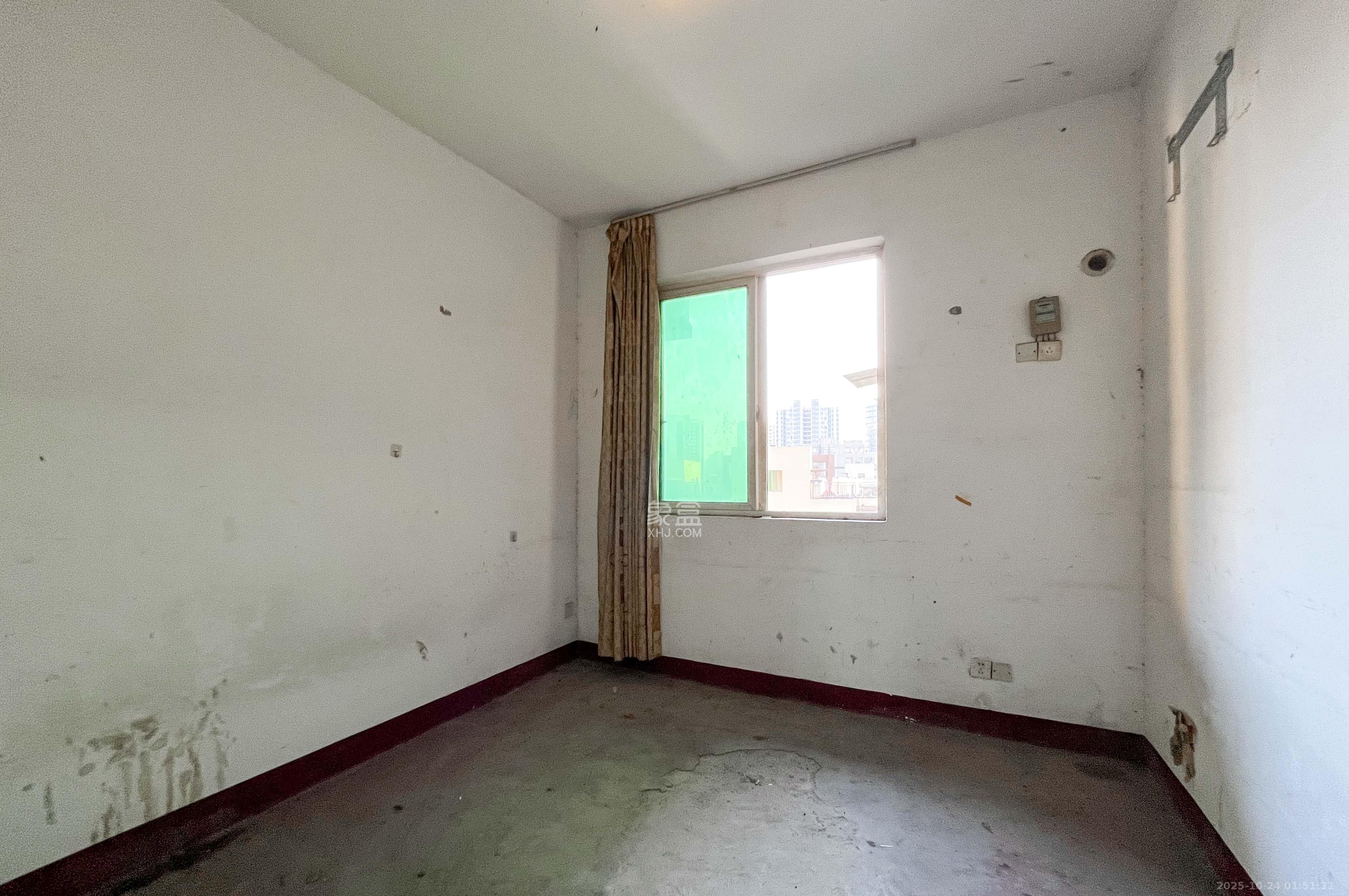 麓谷加州阳光  3室2厅2卫    85.0万 麓谷加州阳光  3室2厅2卫    85.0万其他