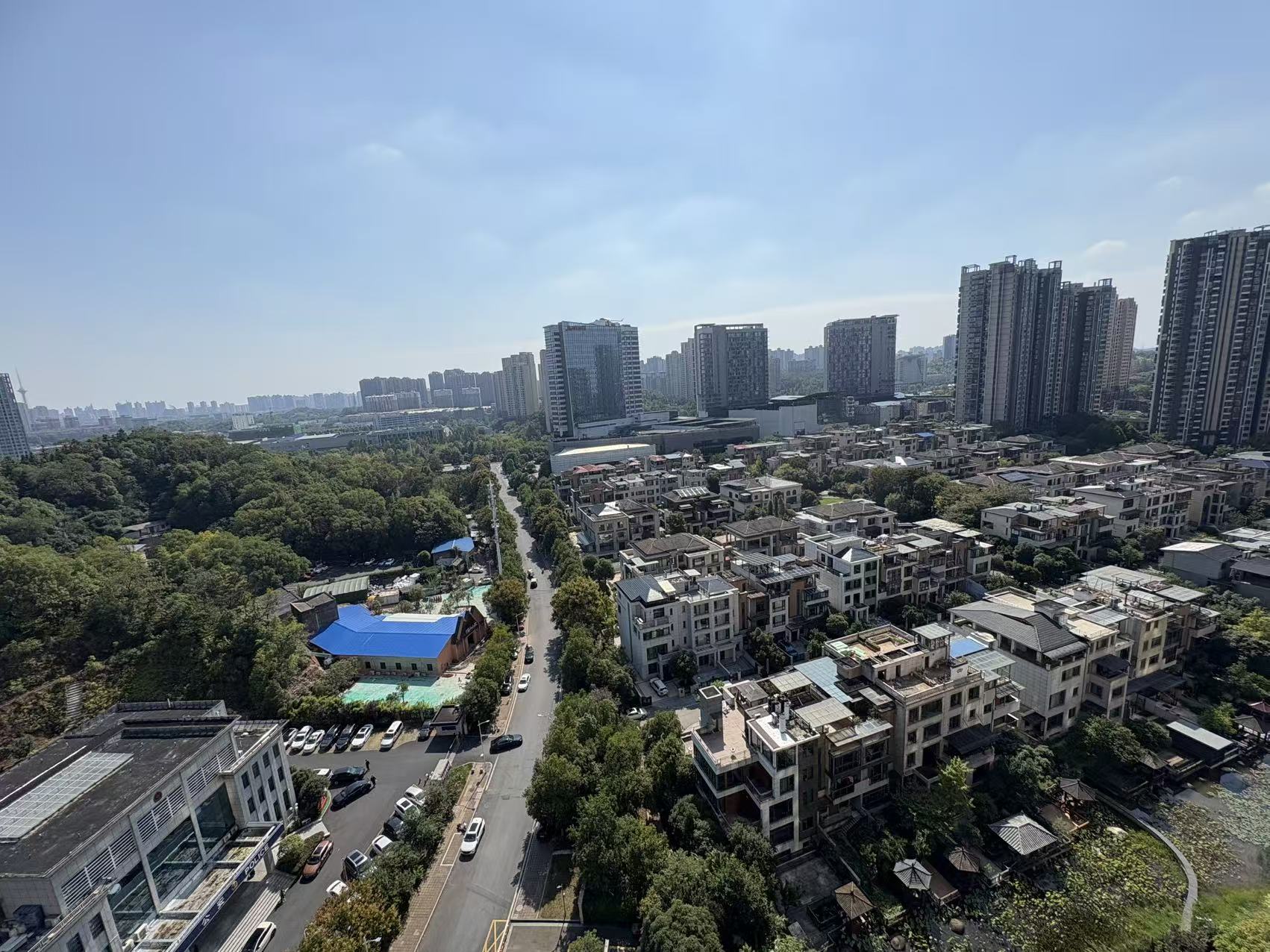 美的城二期  3室2厅2卫    59.8万 美的城二期  3室2厅2卫    59.8万室内图