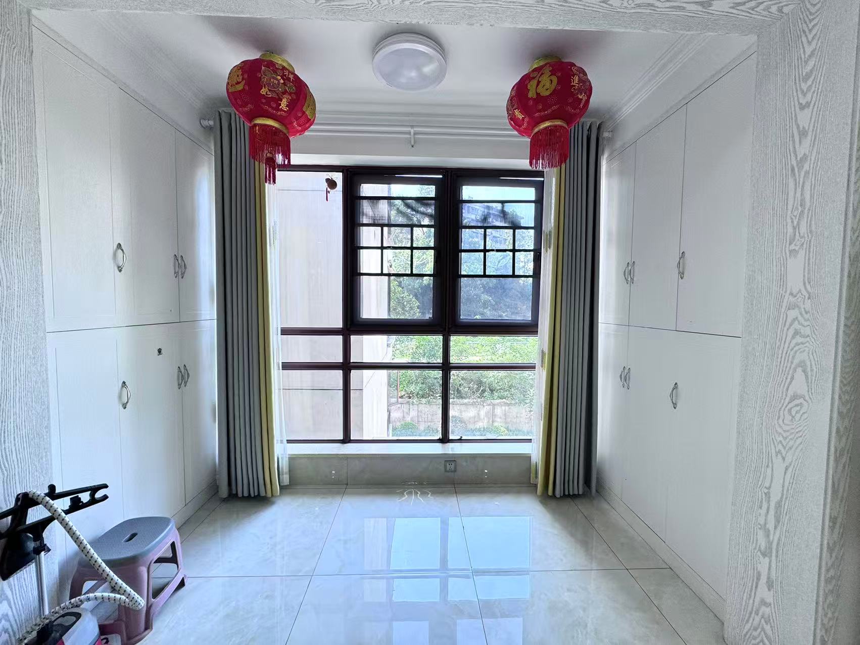 金碧花园  3室2厅2卫    73.8万 金碧花园  3室2厅2卫    73.8万室内图