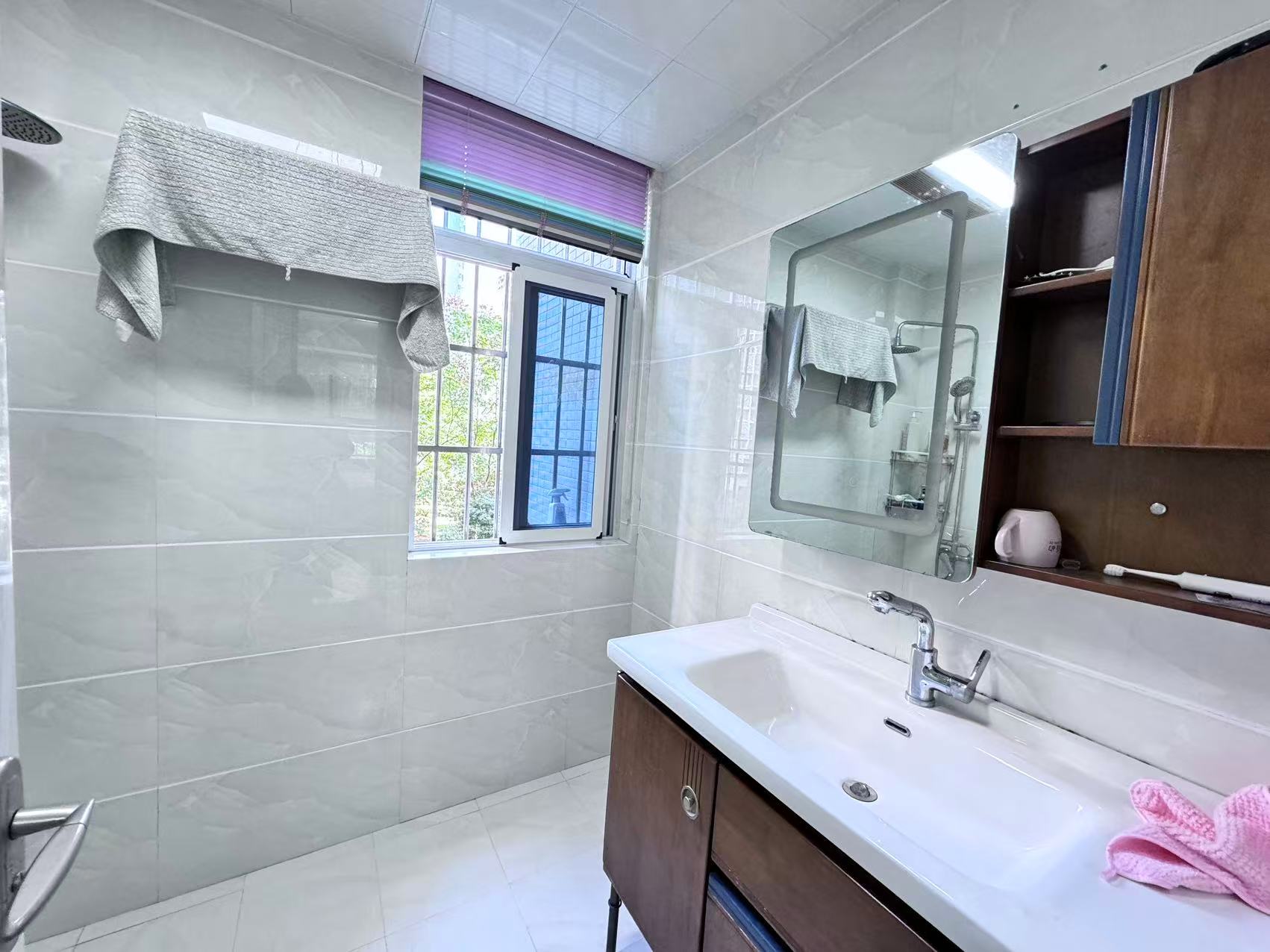 金碧花园  3室2厅2卫    73.8万 金碧花园  3室2厅2卫    73.8万室内图