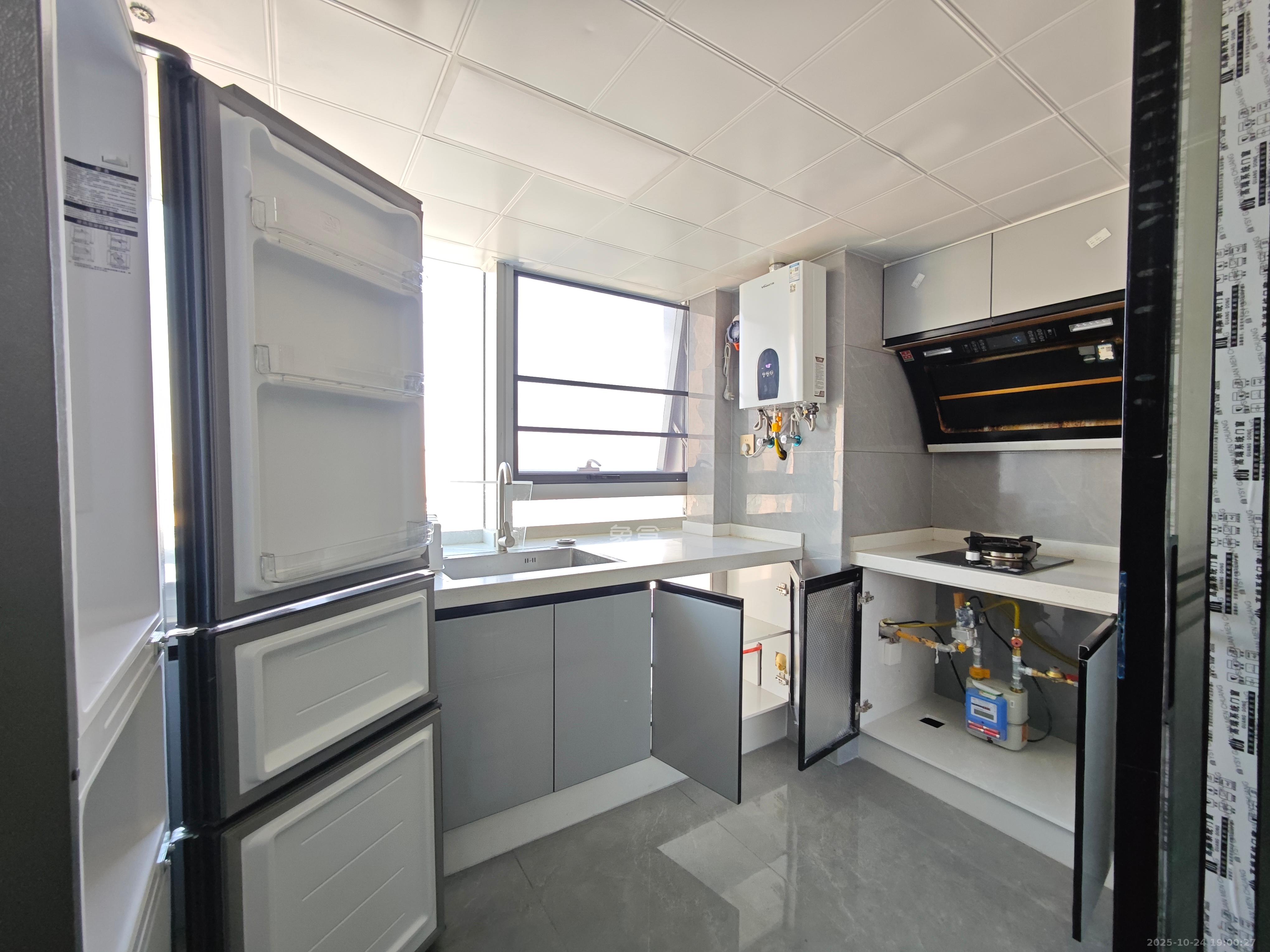 卓越伊景寓 2室1厅1卫 2100.0元/月 卓越伊景寓 2室1厅1卫 2100.0元/月室内图