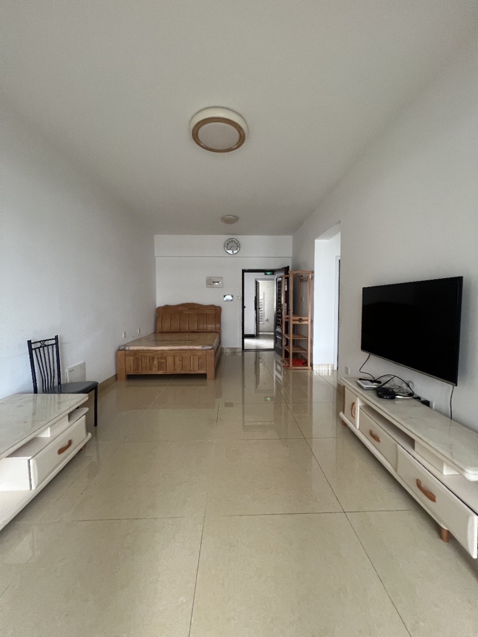 金盘花园（海马金盘花园1期）  1室2厅1卫    88.0万