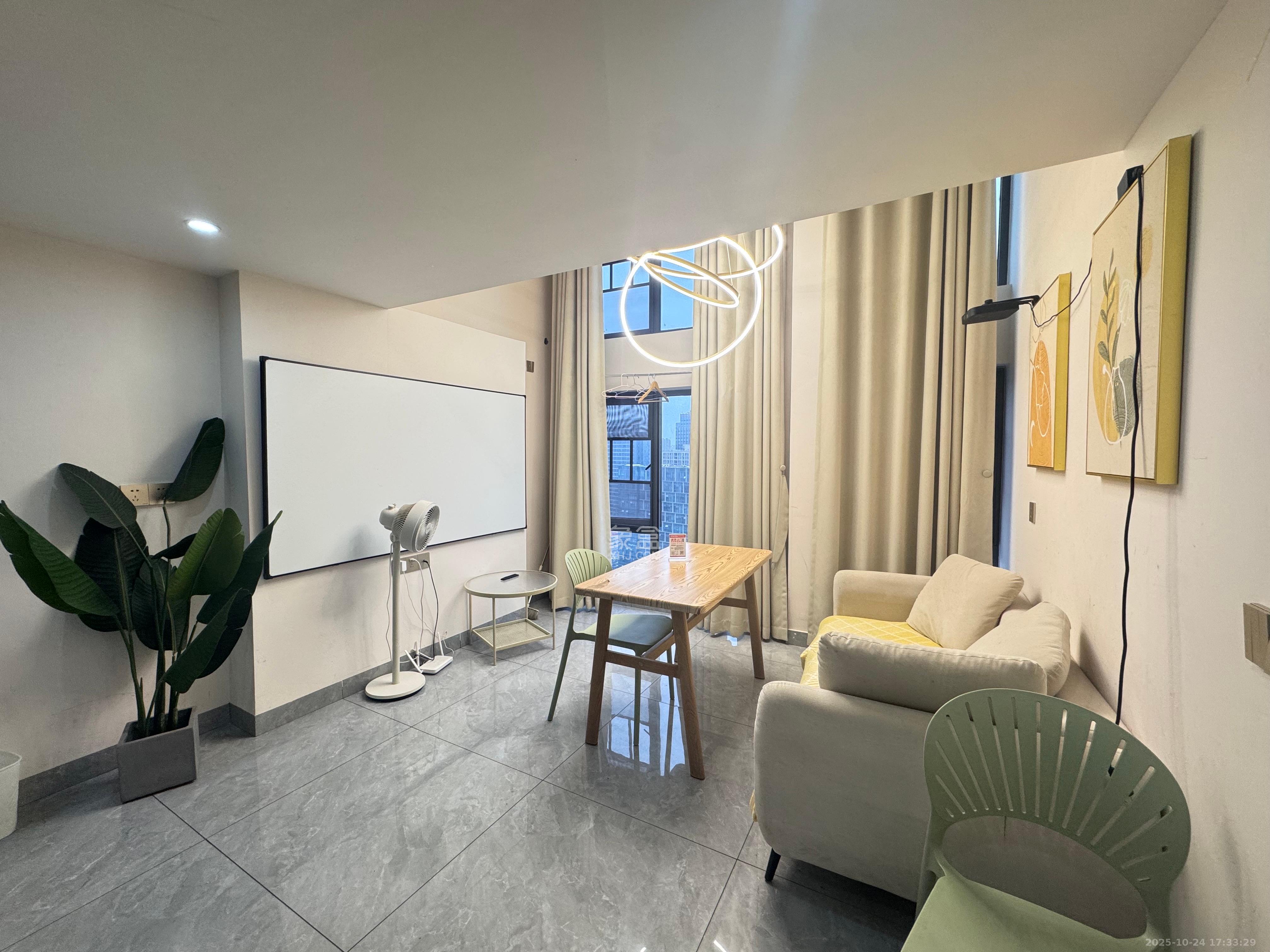 欣隆居 1室1厅1卫 2600.0元/月 欣隆居 1室1厅1卫 2600.0元/月室内图