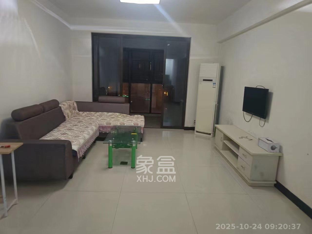 海洋半岛(月珑湾) 3室2厅1卫 2100.0元/月 海洋半岛(月珑湾) 3室2厅1卫 2100.0元/月室内图