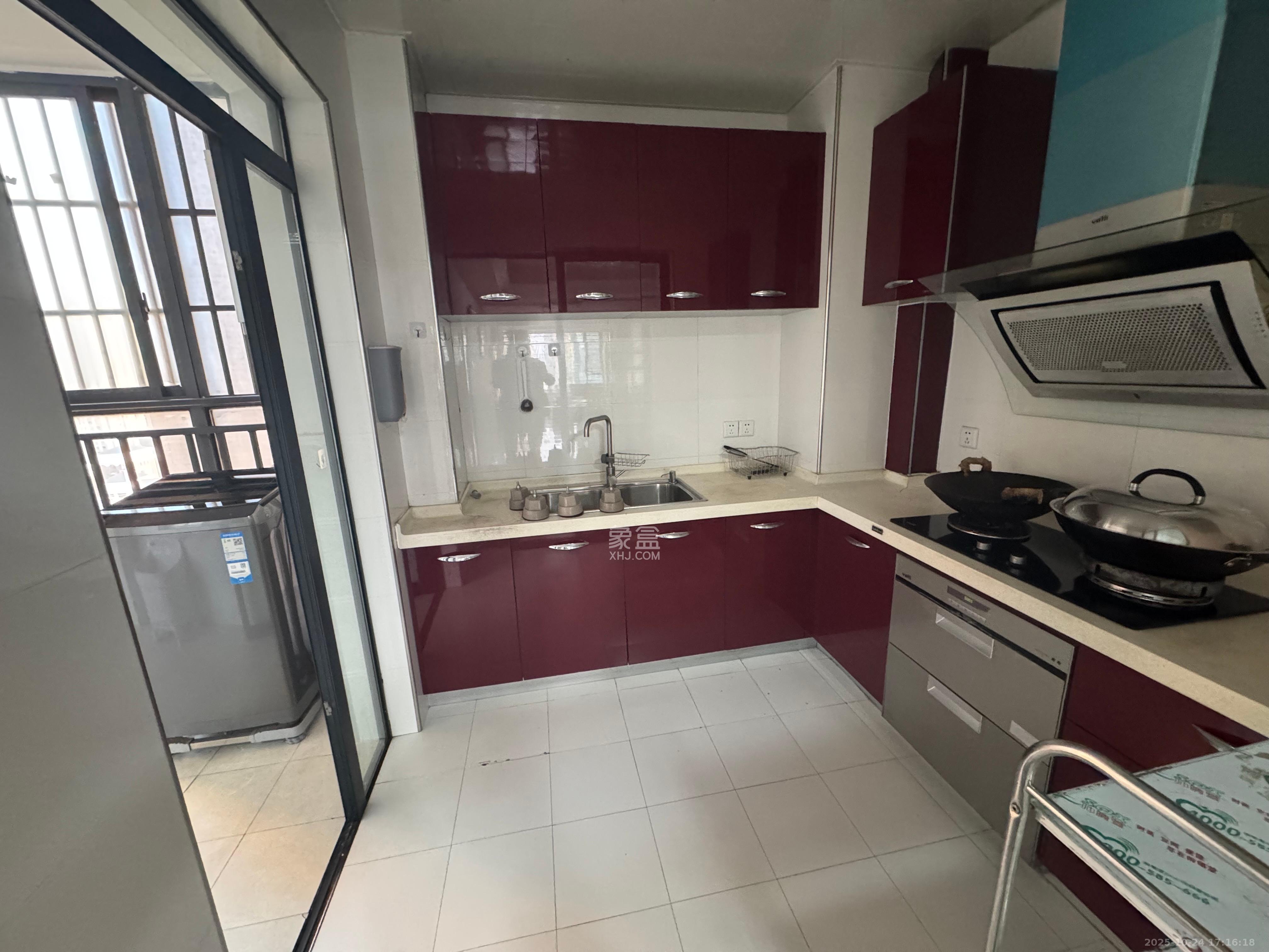 钰龙天下一期  4室2厅2卫    4500.0元/月 钰龙天下一期  4室2厅2卫    4500.0元/月室内图