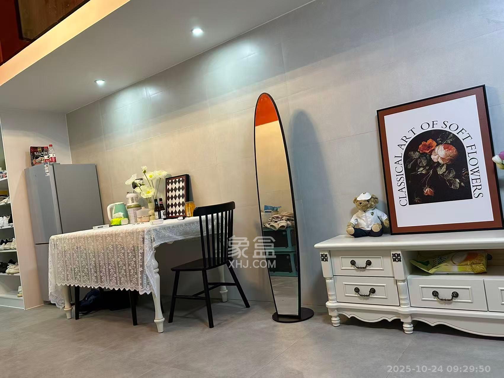 金茂建发泊悦 2室1厅1卫 1900.0元/月 金茂建发泊悦 2室1厅1卫 1900.0元/月室内图