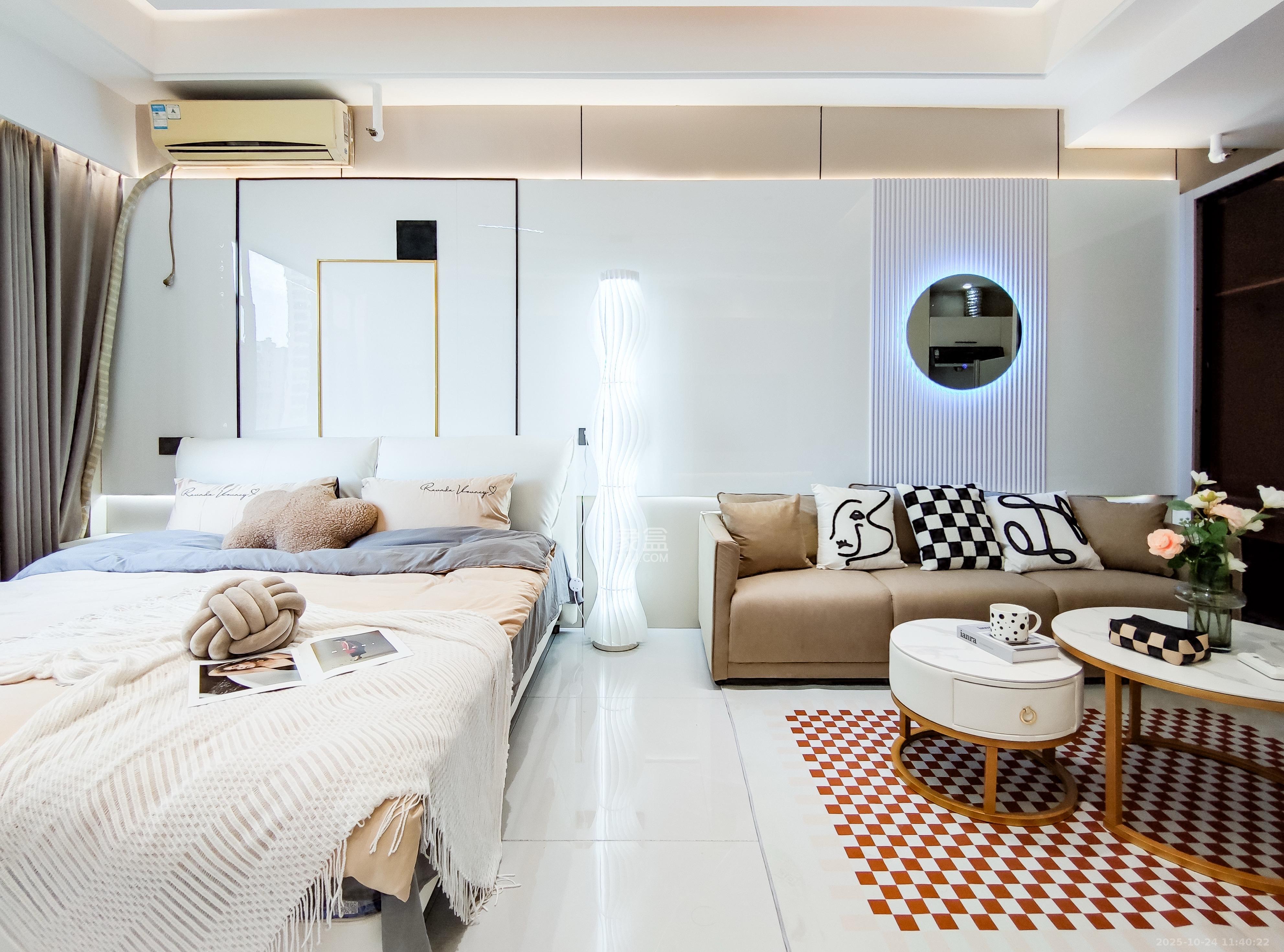 昊天大厦 1室1厅1卫 2500.0元/月 昊天大厦 1室1厅1卫 2500.0元/月室内图