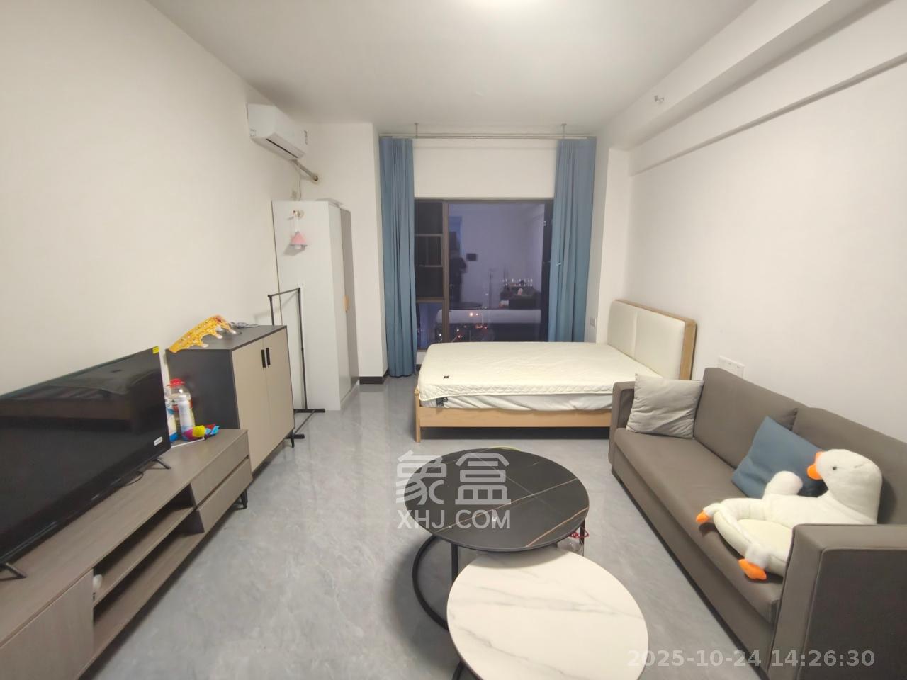 佳兆业云顶梅溪湖(佳兆业梅溪荟)  1室1厅1卫    1500.0元/月 佳兆业云顶梅溪湖(佳兆业梅溪荟)  1室1厅1卫    1500.0元/月