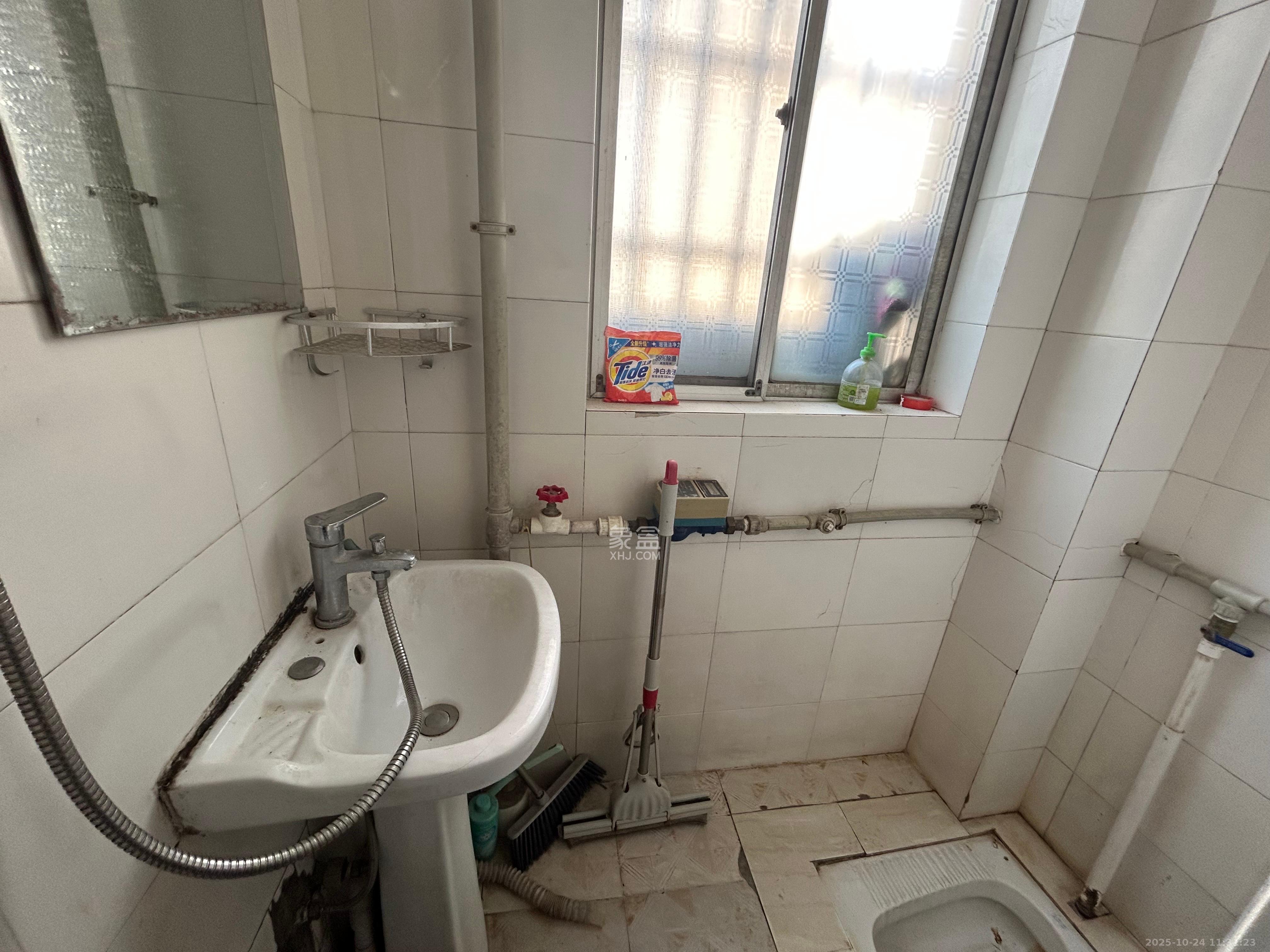 湘绣城  2室2厅1卫    1100.0元/月室内图