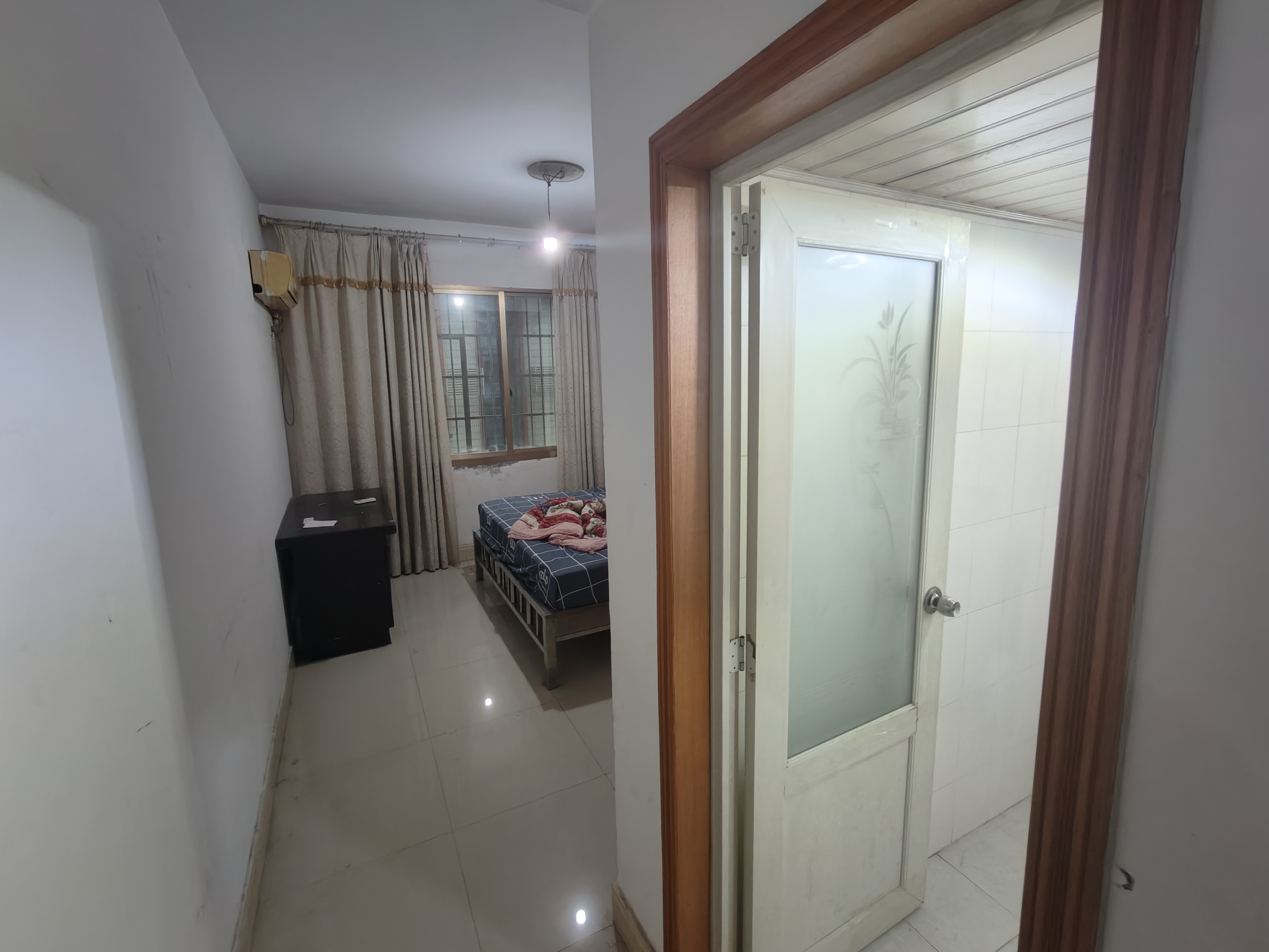 名牌大厦  3室2厅1卫    1500.0元/月 名牌大厦  3室2厅1卫    1500.0元/月室内图