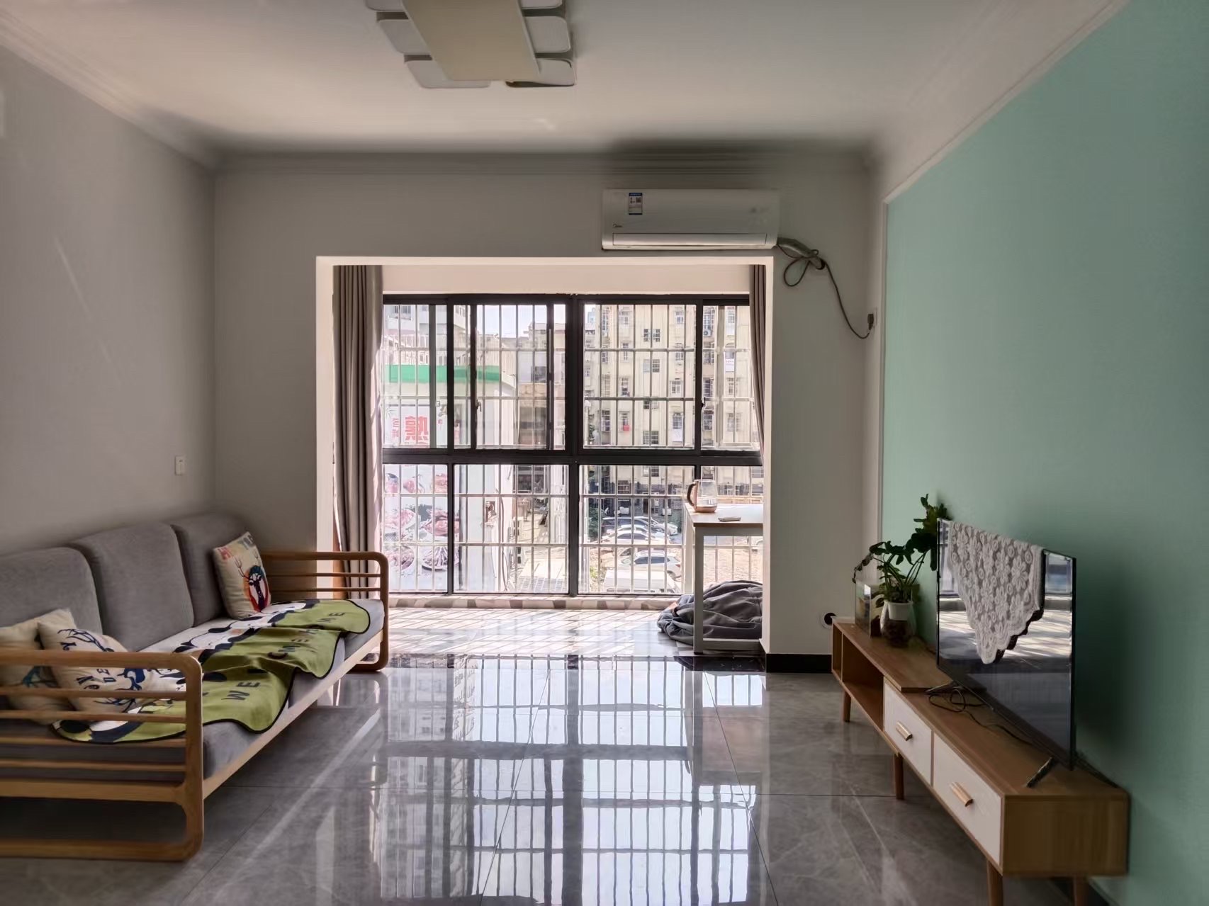 碧湘佳苑  2室1厅1卫    4000.0元/月户型图