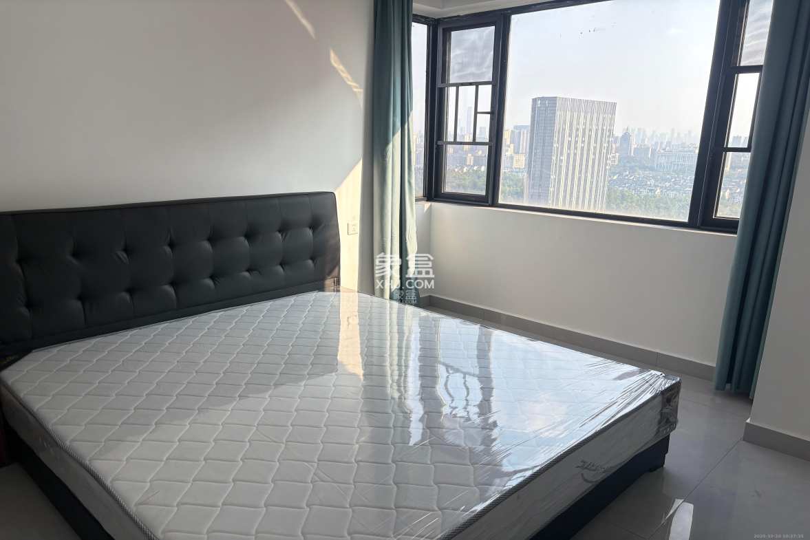 北京御园一二期(国泰嘉园) 4室2厅2卫 3000.0元/月 北京御园一二期(国泰嘉园) 4室2厅2卫 3000.0元/月室内图