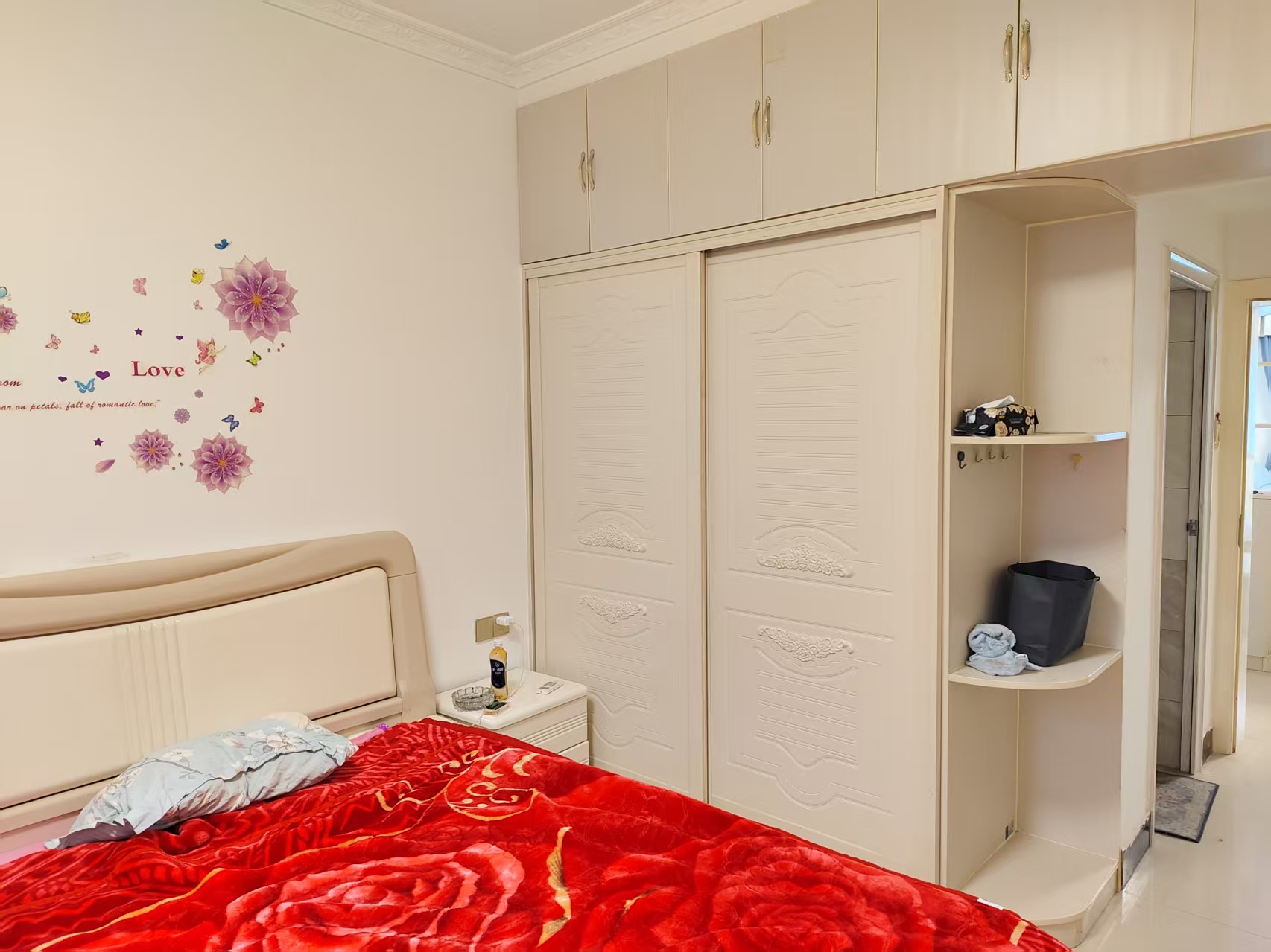 金谷市场  3室2厅1卫    1200.0元/月室内图