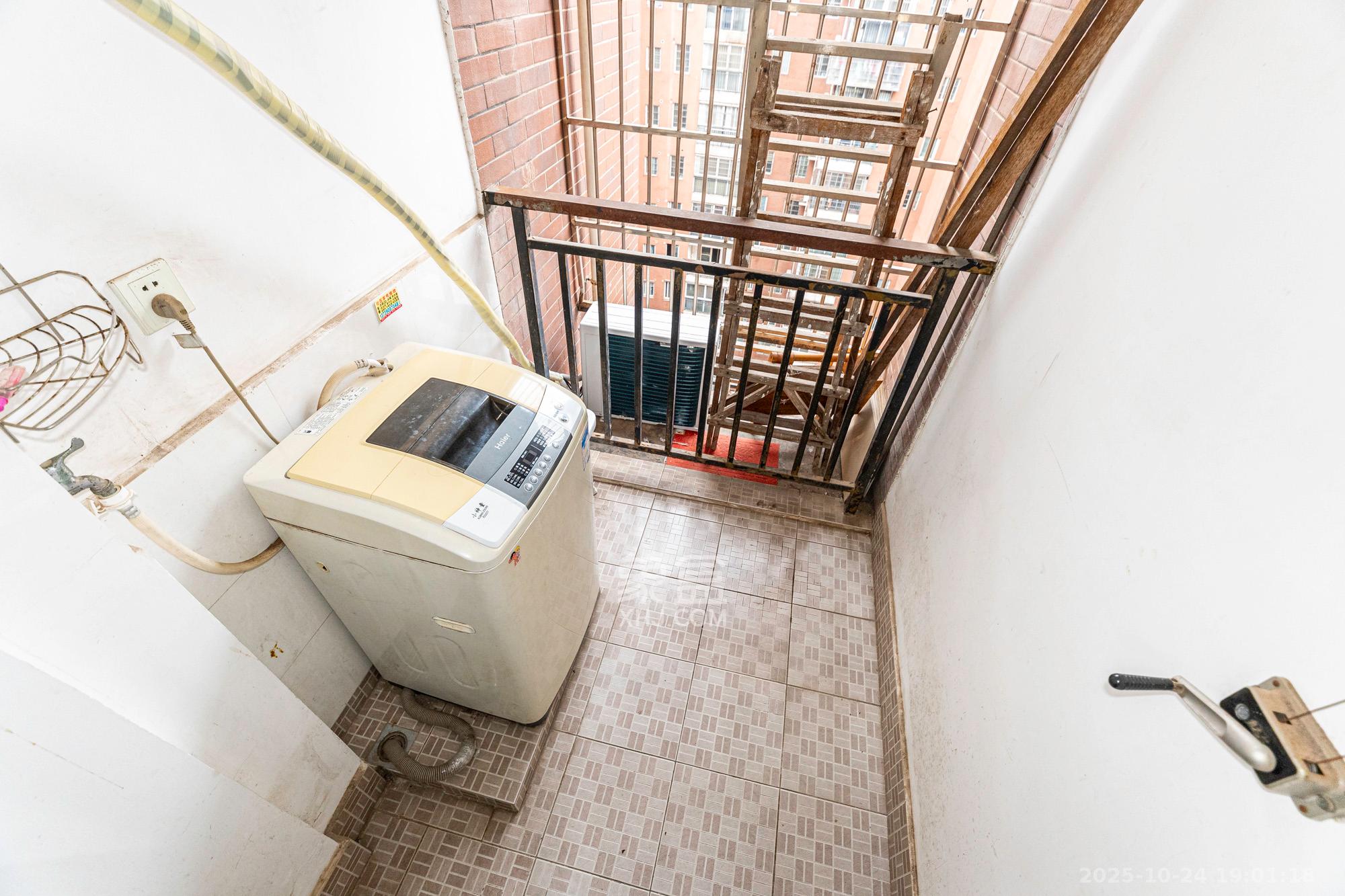 星城雅郡 3室2厅1卫 66.28万 星城雅郡 3室2厅1卫 66.28万其他