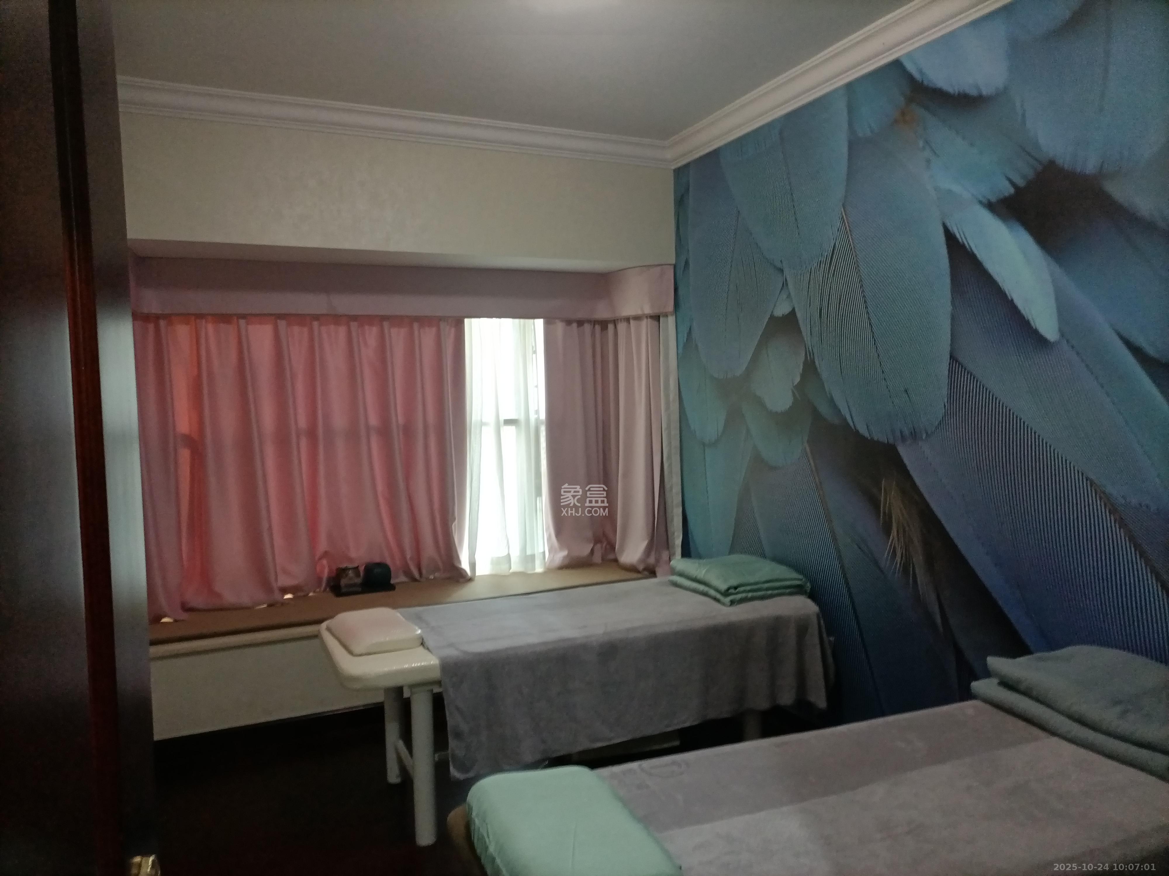 恒大绿洲 3室2厅2卫 2800.0元/月 恒大绿洲 3室2厅2卫 2800.0元/月室内图