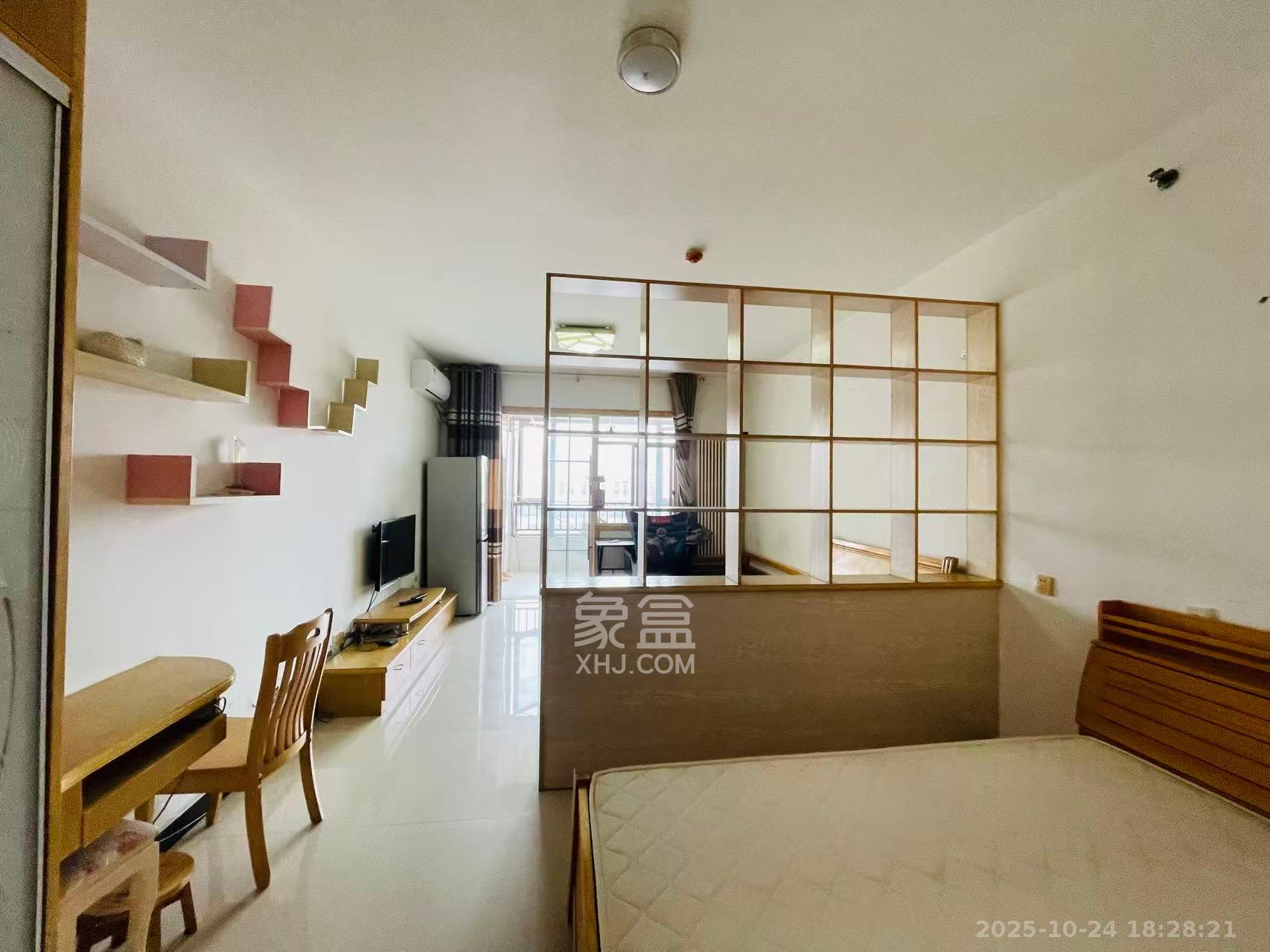 怡海星城  1室1厅1卫    1000.0元/月室内图