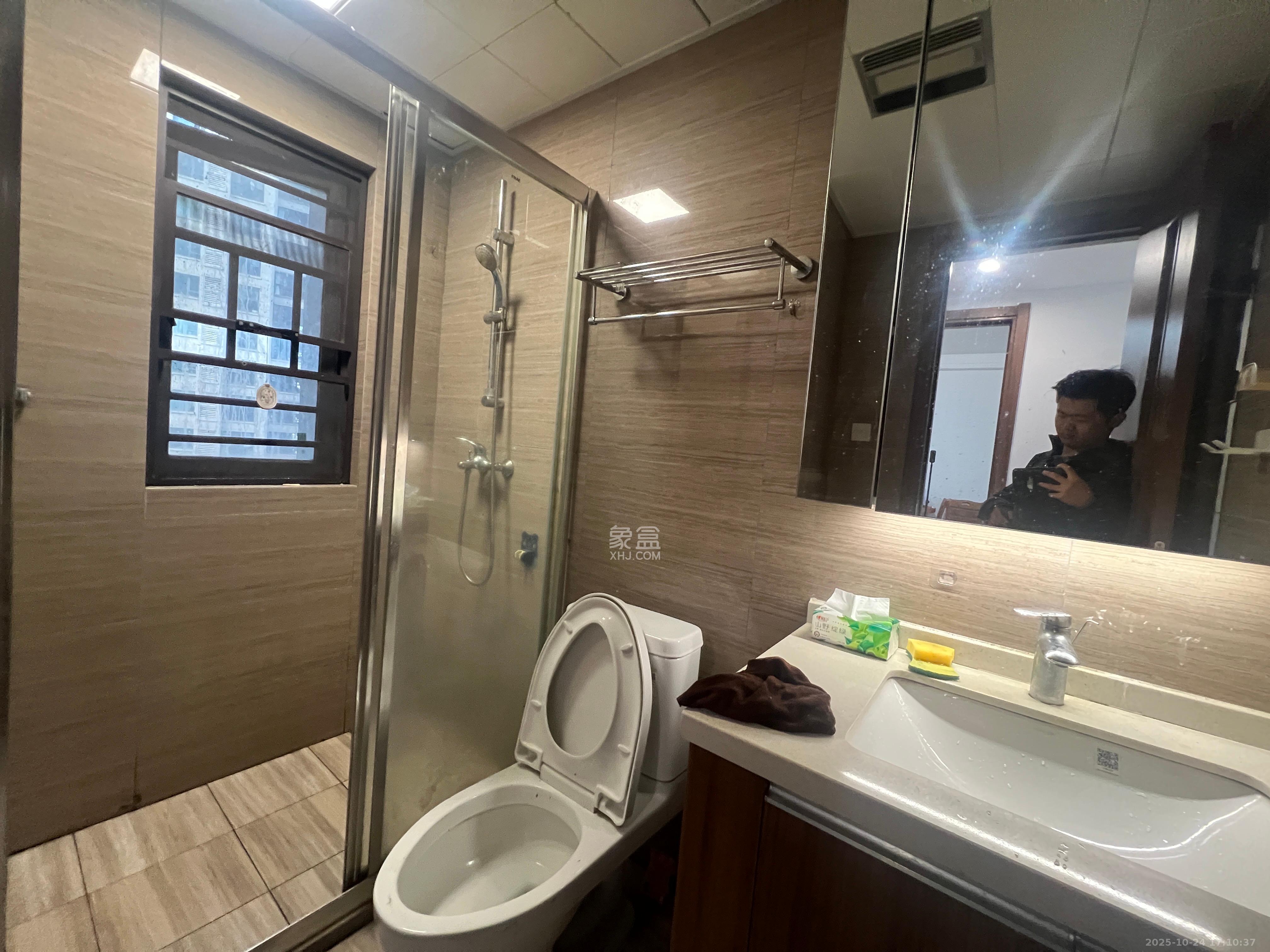 阳光城尚东湾青柠园  3室2厅2卫    2600.0元/月 阳光城尚东湾青柠园  3室2厅2卫    2600.0元/月室内图