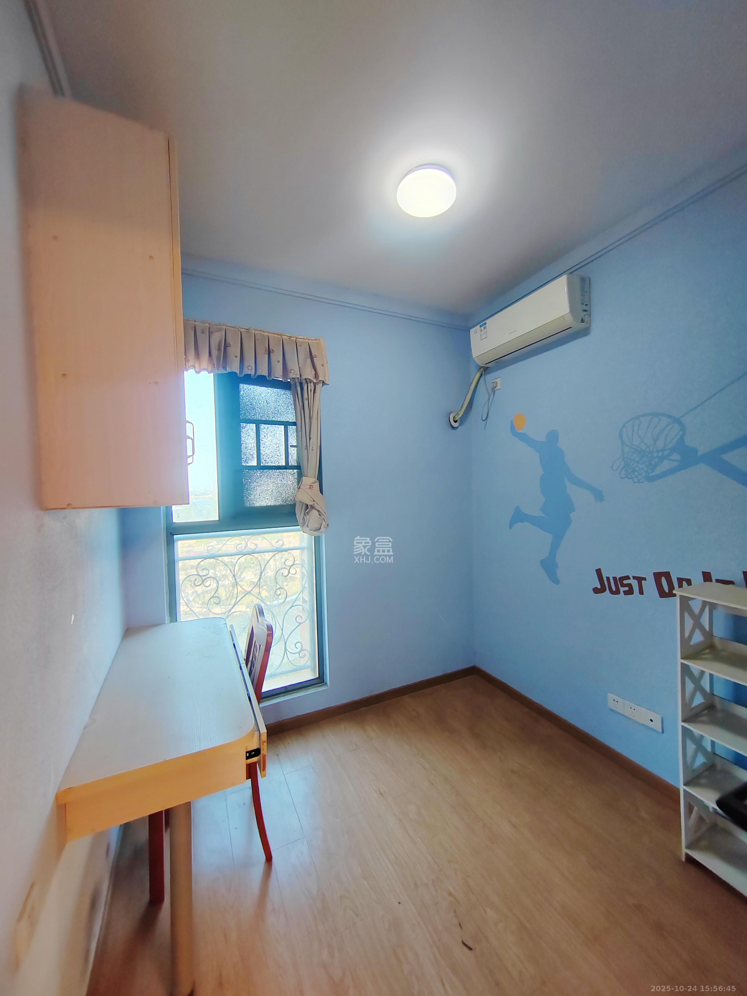 珠江郦城薰衣道  1室2厅1卫    2300.0元/月 珠江郦城薰衣道  1室2厅1卫    2300.0元/月室内图