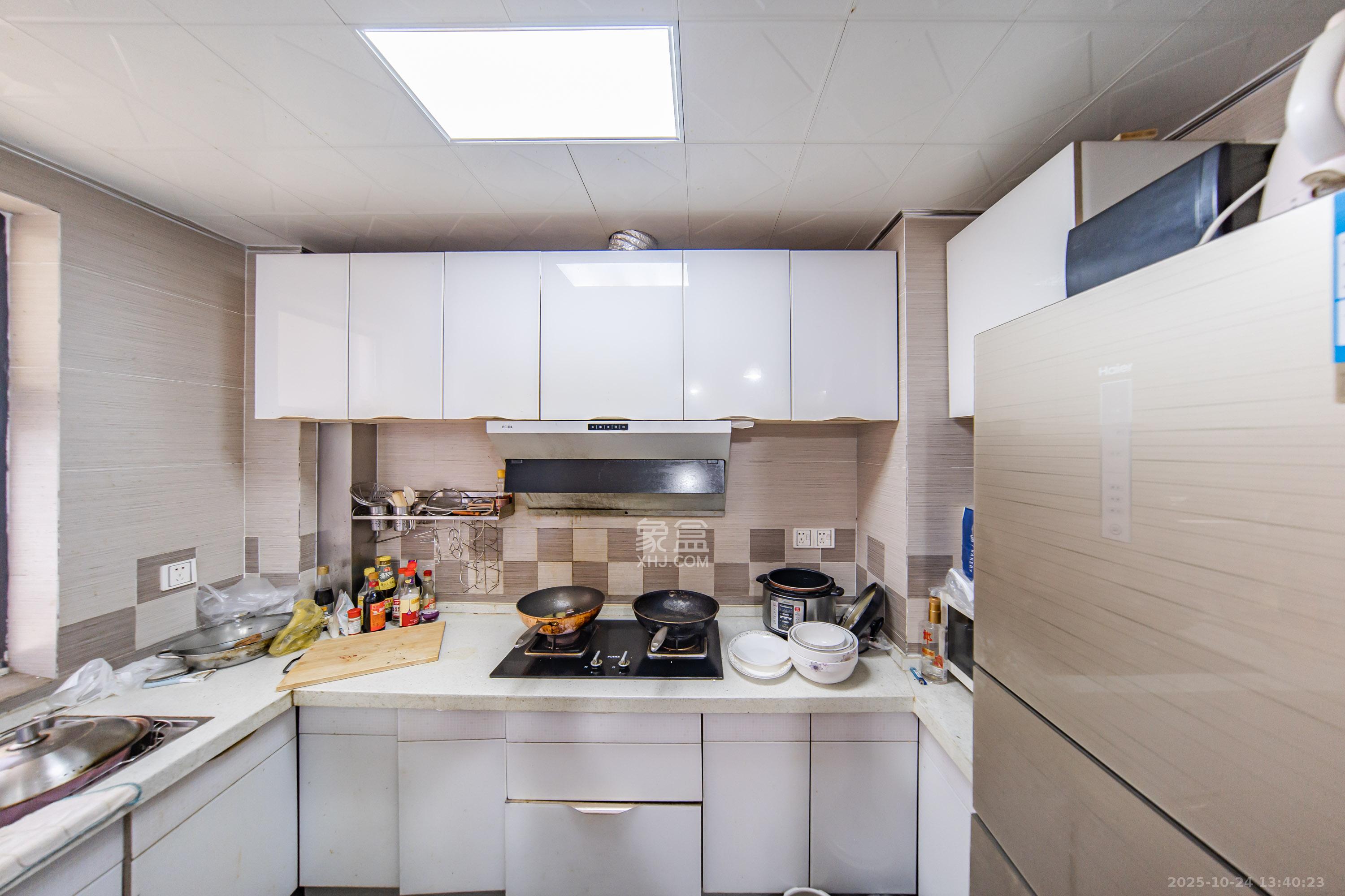 兰亭湾畔  3室2厅1卫    83.0万厨房