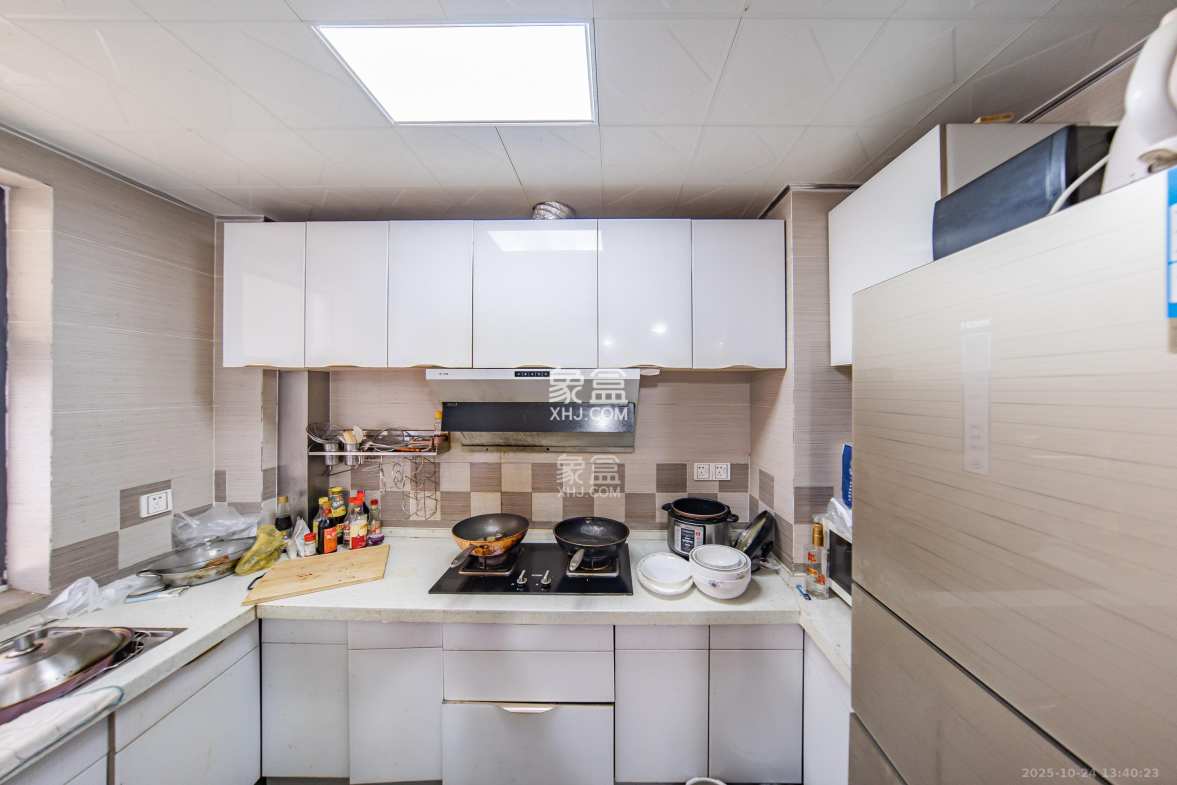 兰亭湾畔 3室2厅1卫 83.0万 兰亭湾畔 3室2厅1卫 83.0万厨房