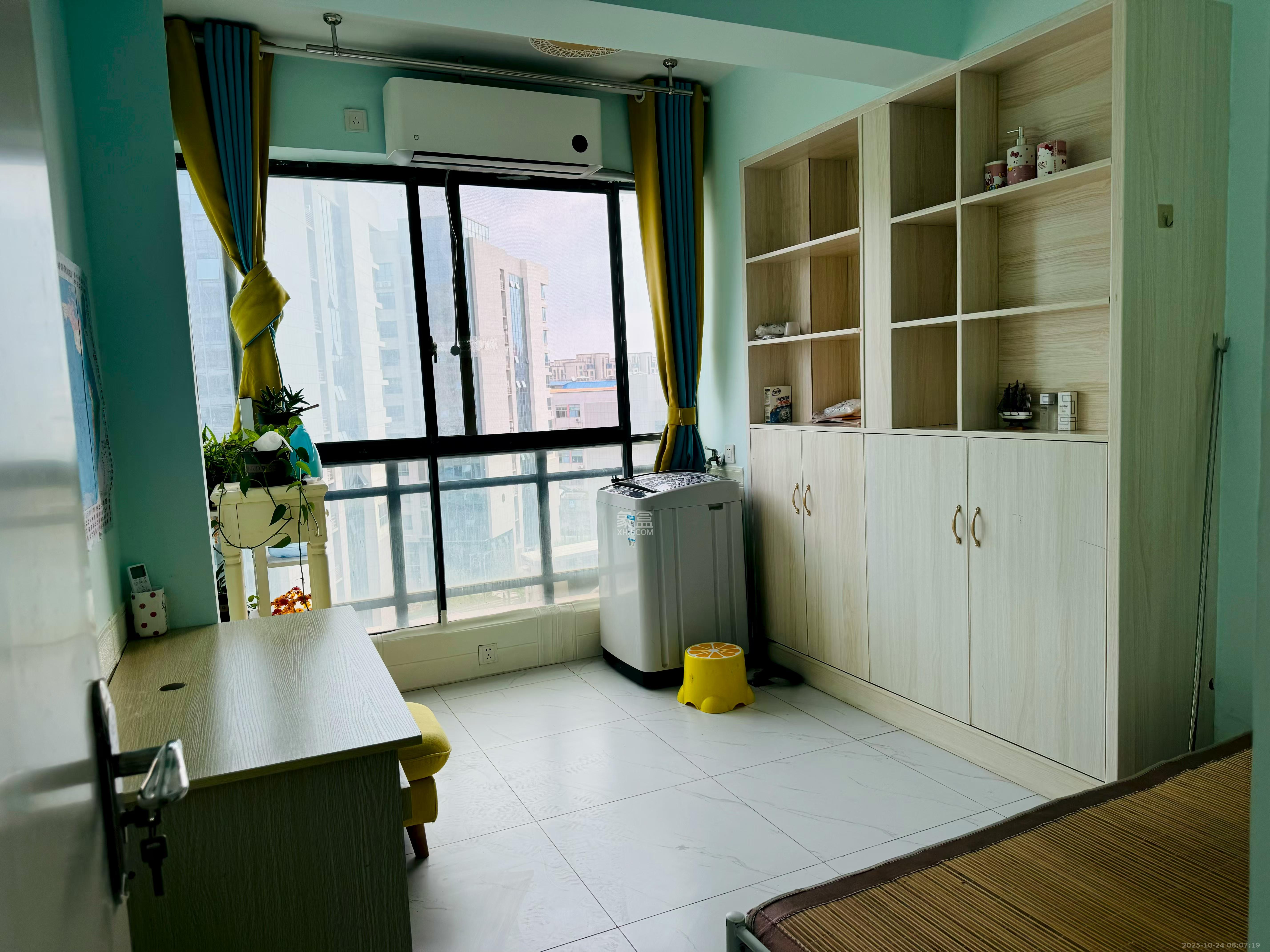 中信城市广场（中信新城一期）  1室1厅1卫    1300.0元/月室内图