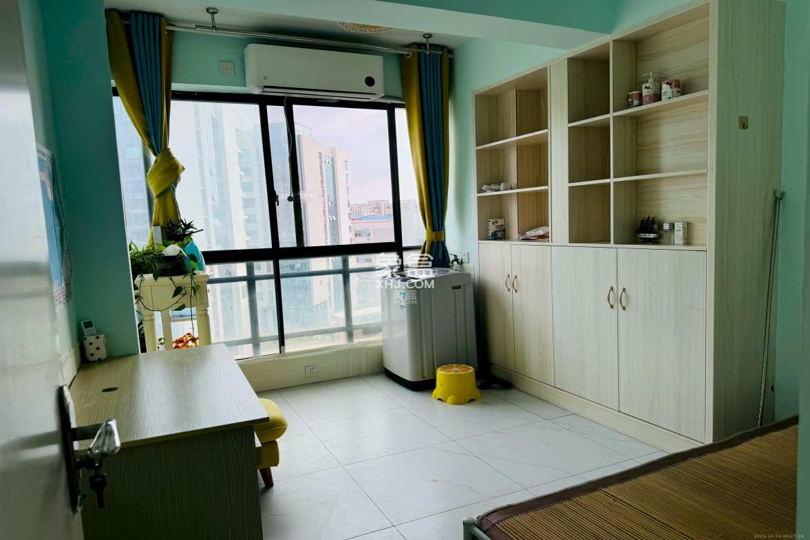 中信城市广场(中信新城一期)  1室1厅1卫    1300.0元/月 中信城市广场(中信新城一期)  1室1厅1卫    1300.0元/月室内图