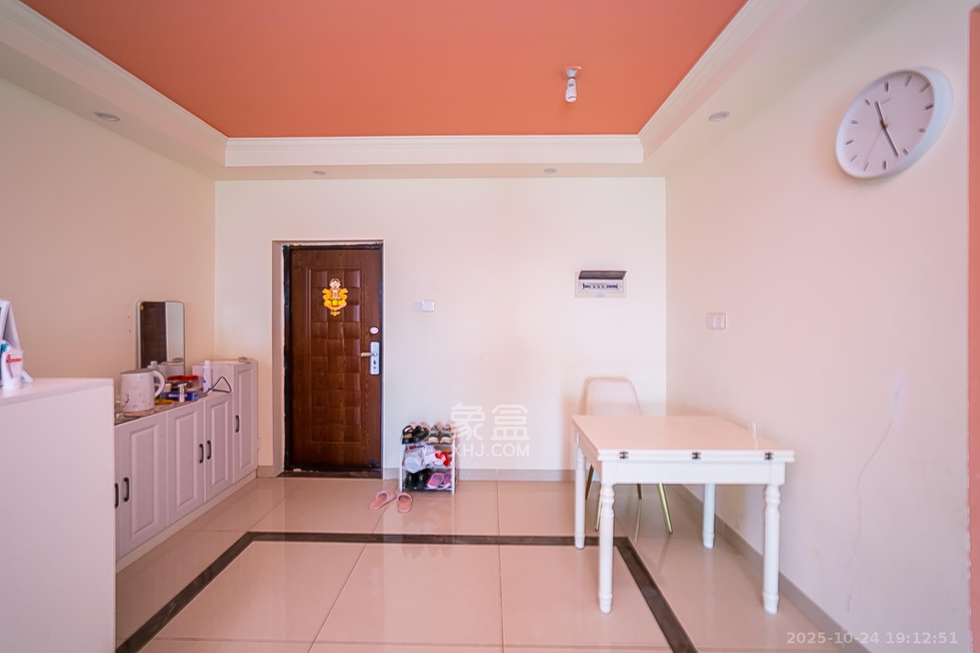 剑桥名门  2室2厅1卫    70.0万客厅