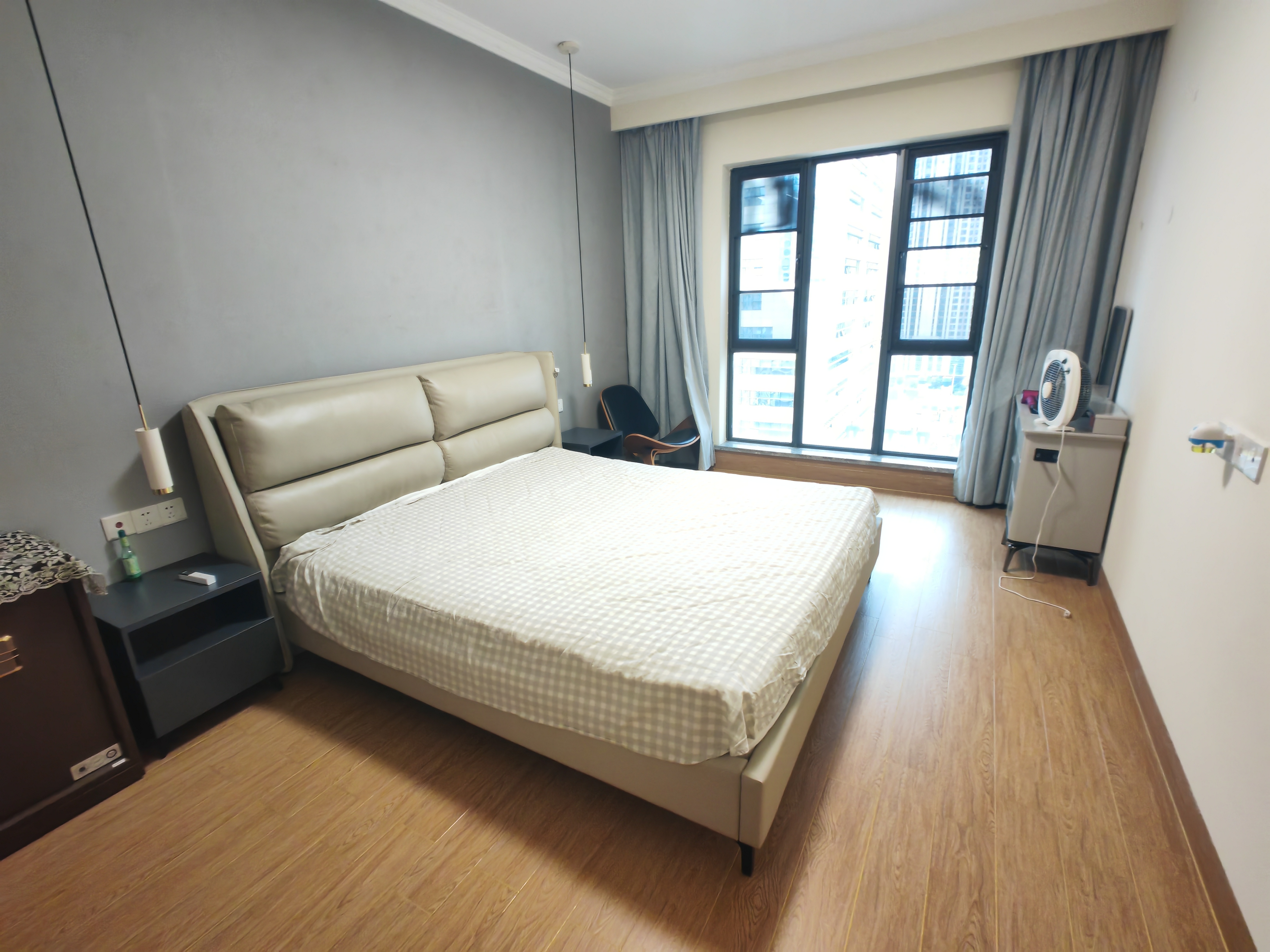 海航豪庭北苑  3室2厅2卫    6500.0元/月室内图