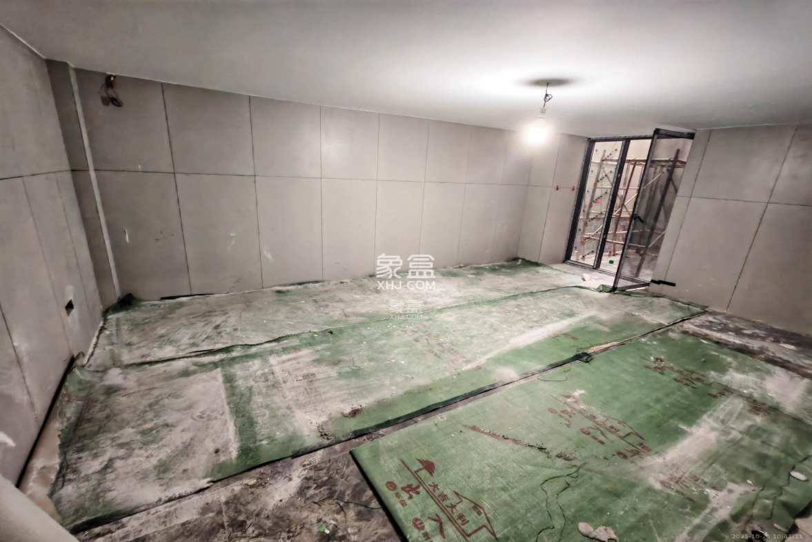 中冶中央公园  5室2厅2卫    5500.0元/月 中冶中央公园  5室2厅2卫    5500.0元/月室内图