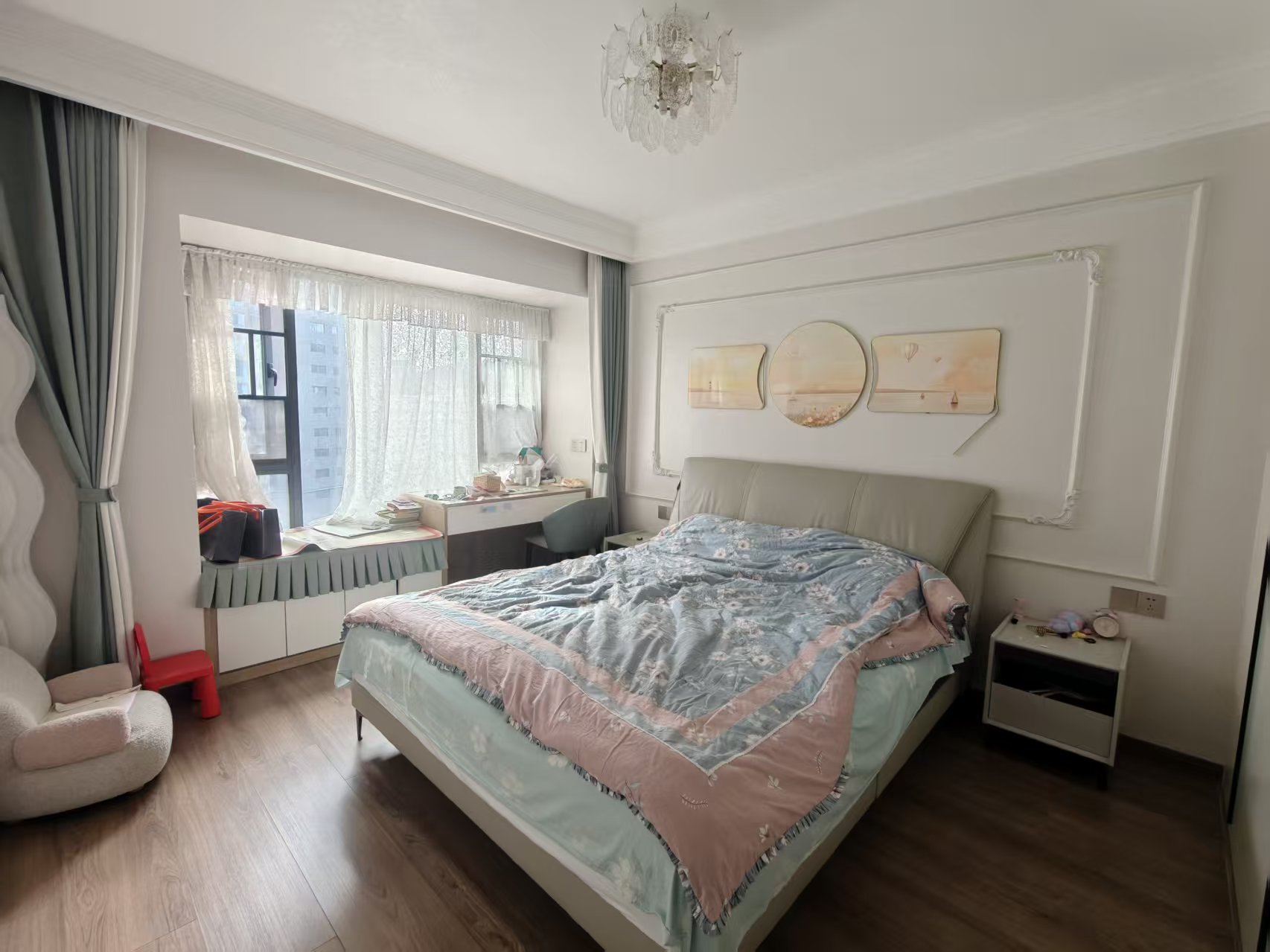 宁邦中心(二期公园里) 4室2厅2卫 108.0万 宁邦中心(二期公园里) 4室2厅2卫 108.0万客厅