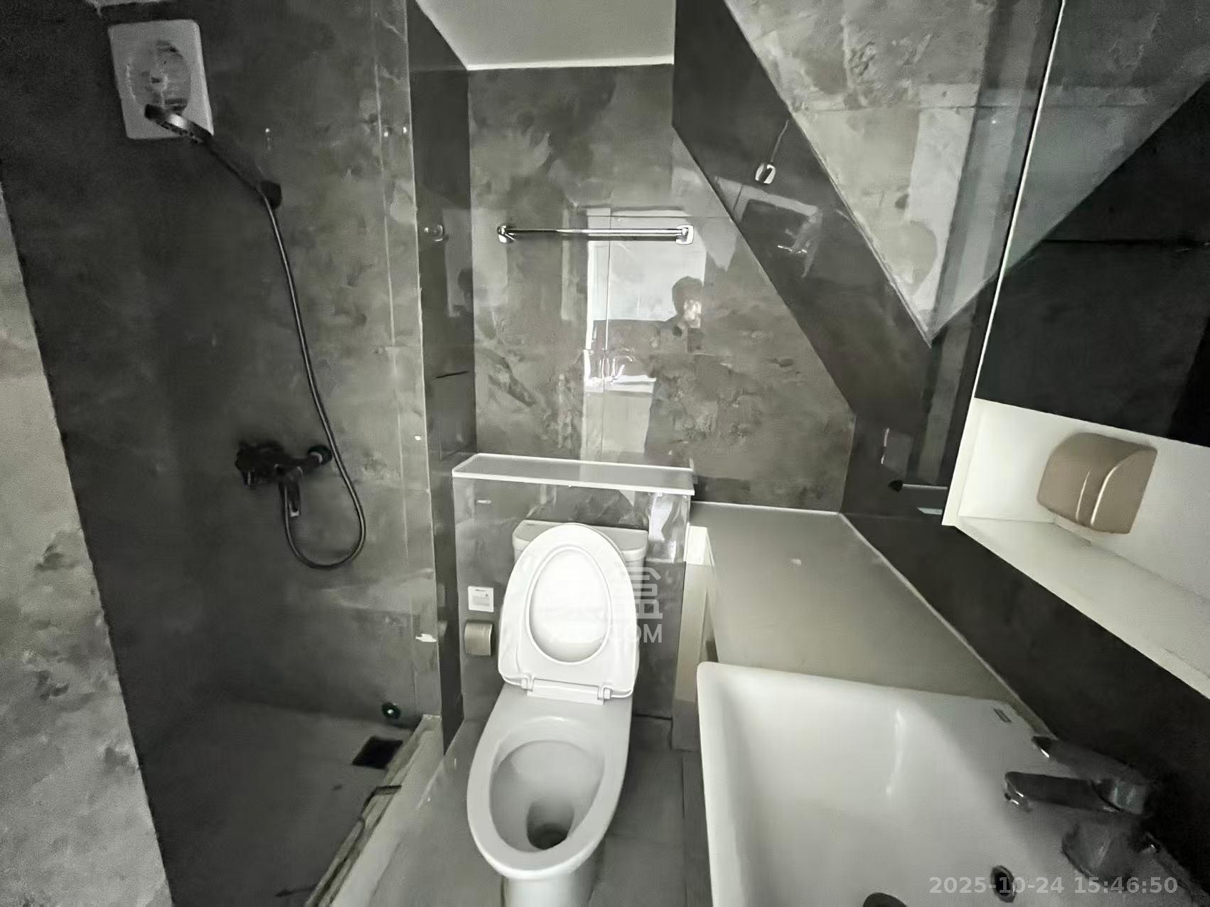 华远华时代  2室1厅1卫    3200.0元/月室内图