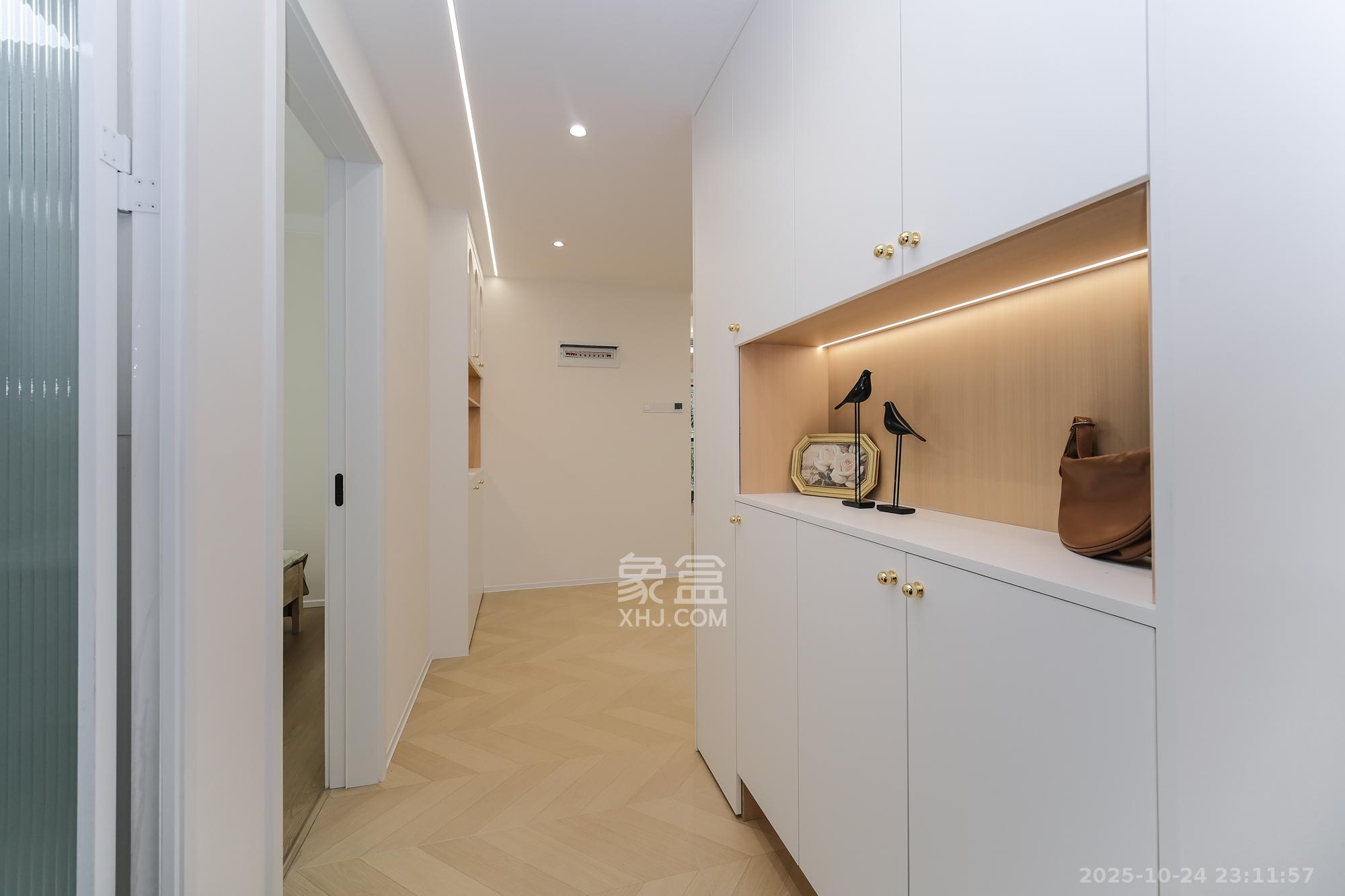 三一街区  3室2厅1卫    66.8万其他