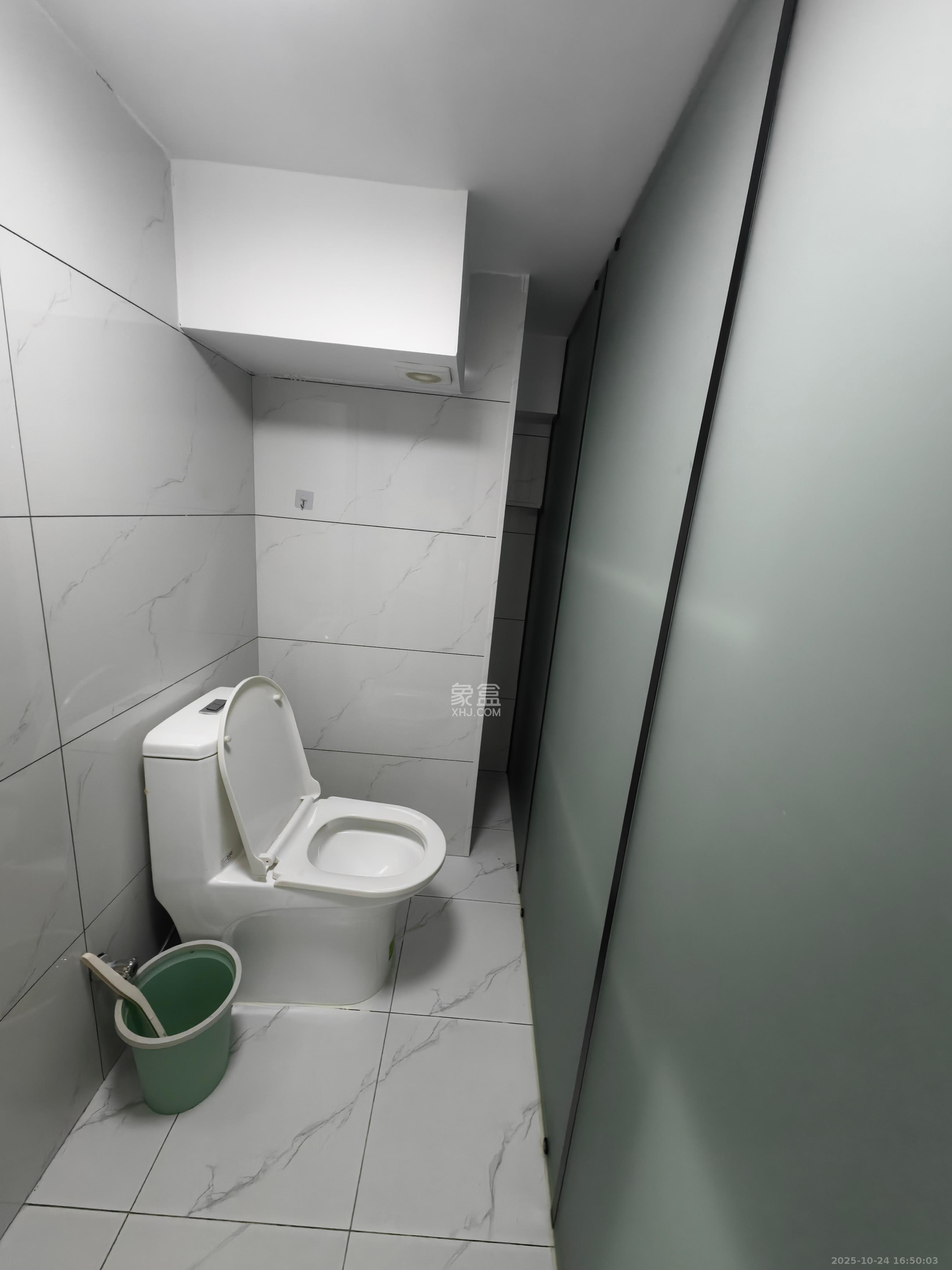 福晟钱隆国际(晟冉景苑)  2室1厅2卫    1900.0元/月 福晟钱隆国际(晟冉景苑)  2室1厅2卫    1900.0元/月室内图