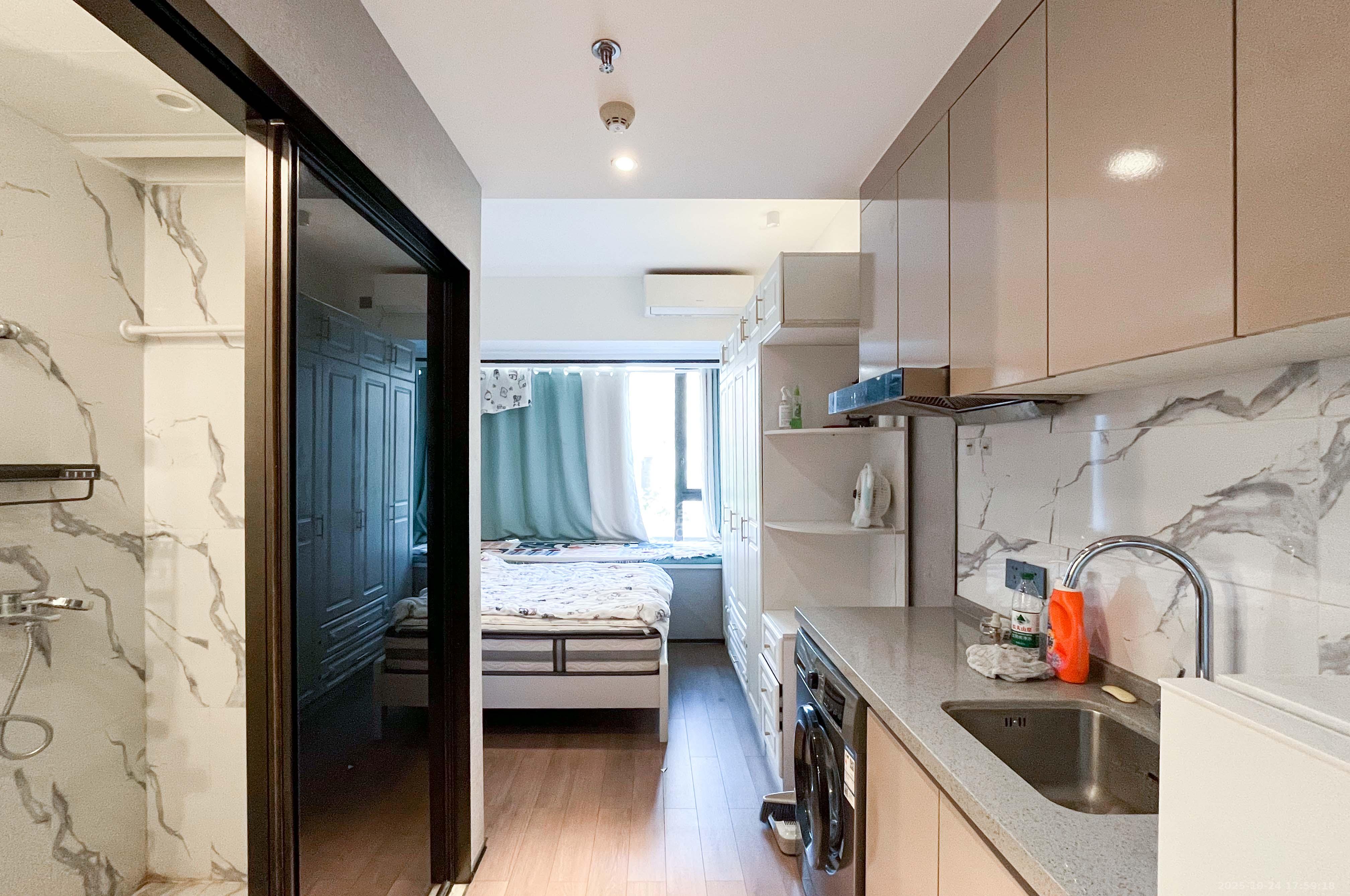 达美涧溪山  1室1厅1卫    30.0万厨房