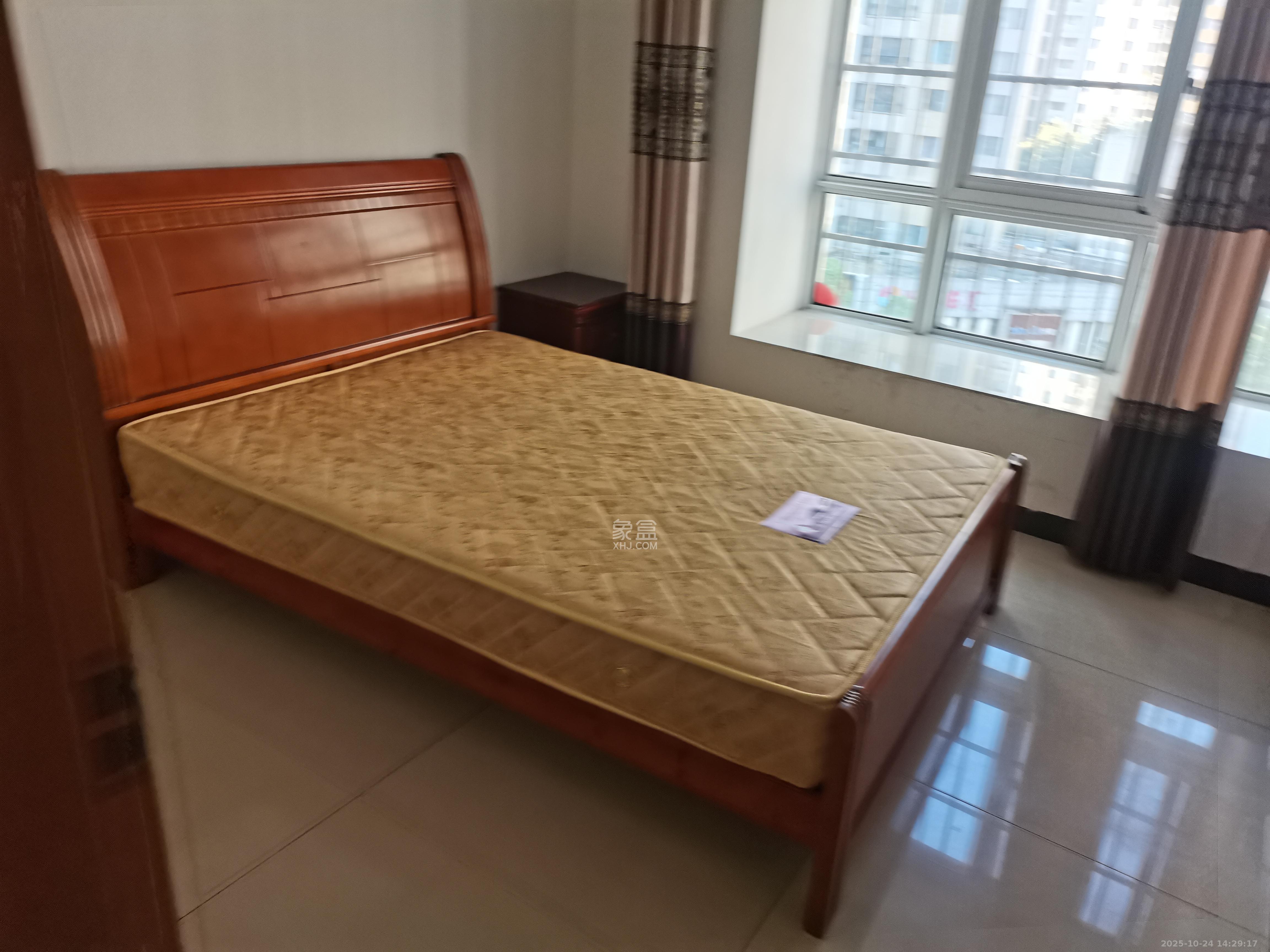 家和苑(原梅溪湖保障性住房一期) 3室1厅1卫 2400.0元/月 家和苑(原梅溪湖保障性住房一期) 3室1厅1卫 2400.0元/月室内图