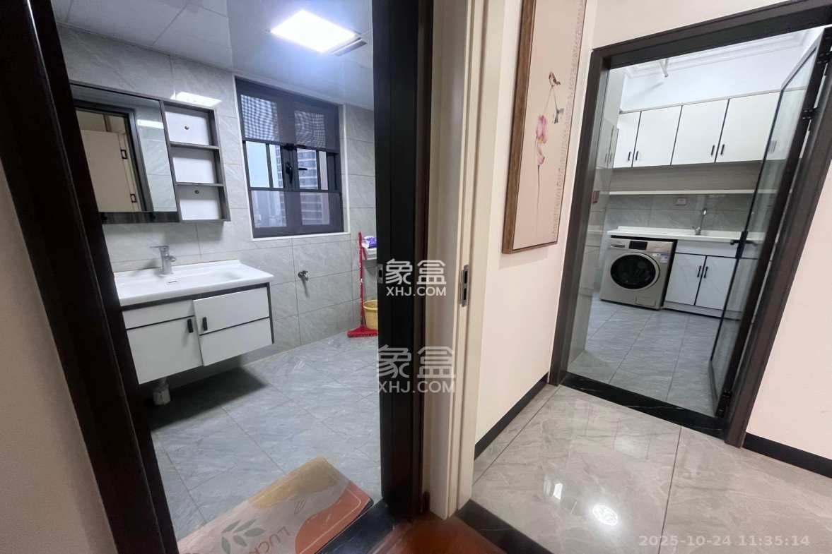 山水梅溪雅郡  4室2厅2卫    3200.0元/月 山水梅溪雅郡  4室2厅2卫    3200.0元/月室内图