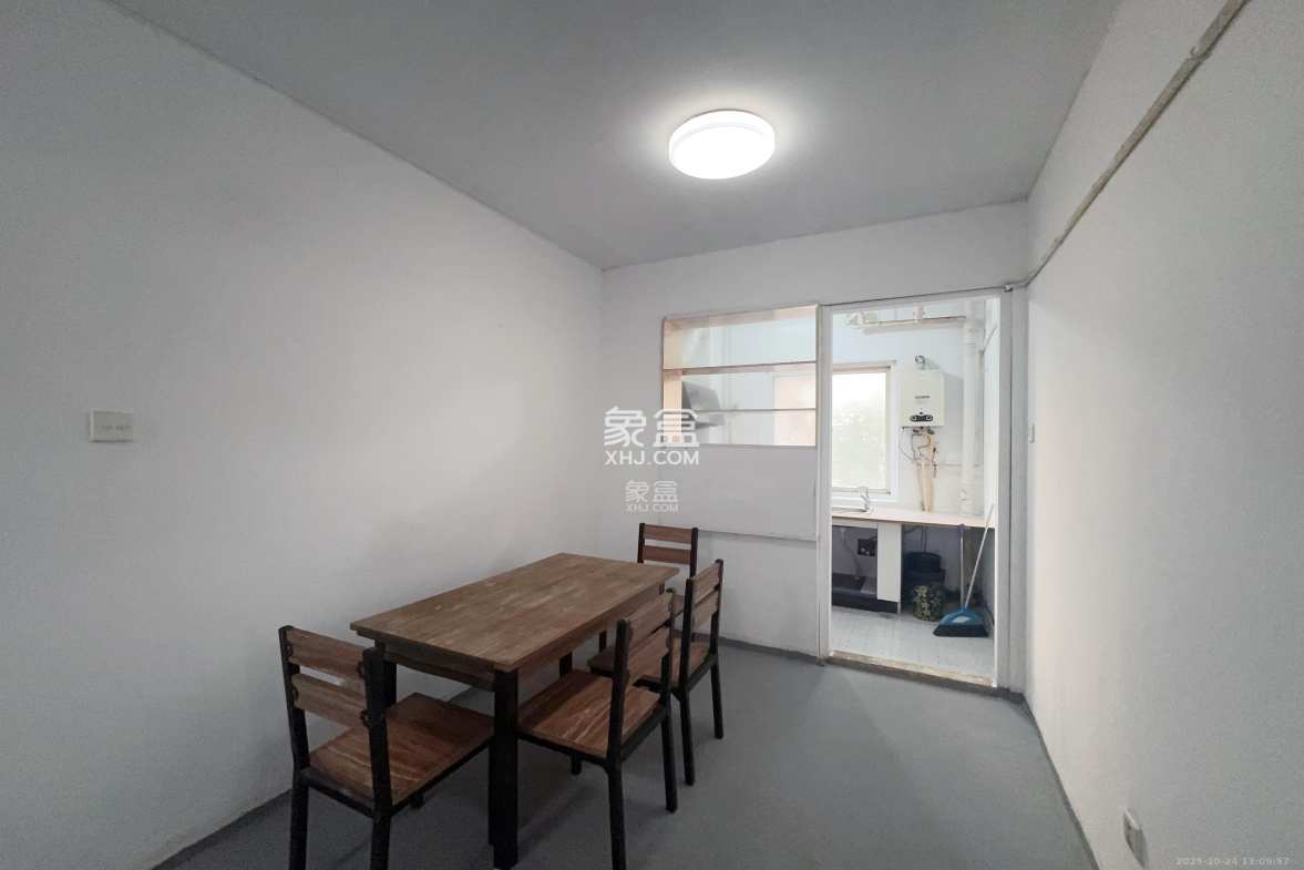 申奥美域 2室2厅1卫 1800.0元/月 申奥美域 2室2厅1卫 1800.0元/月室内图