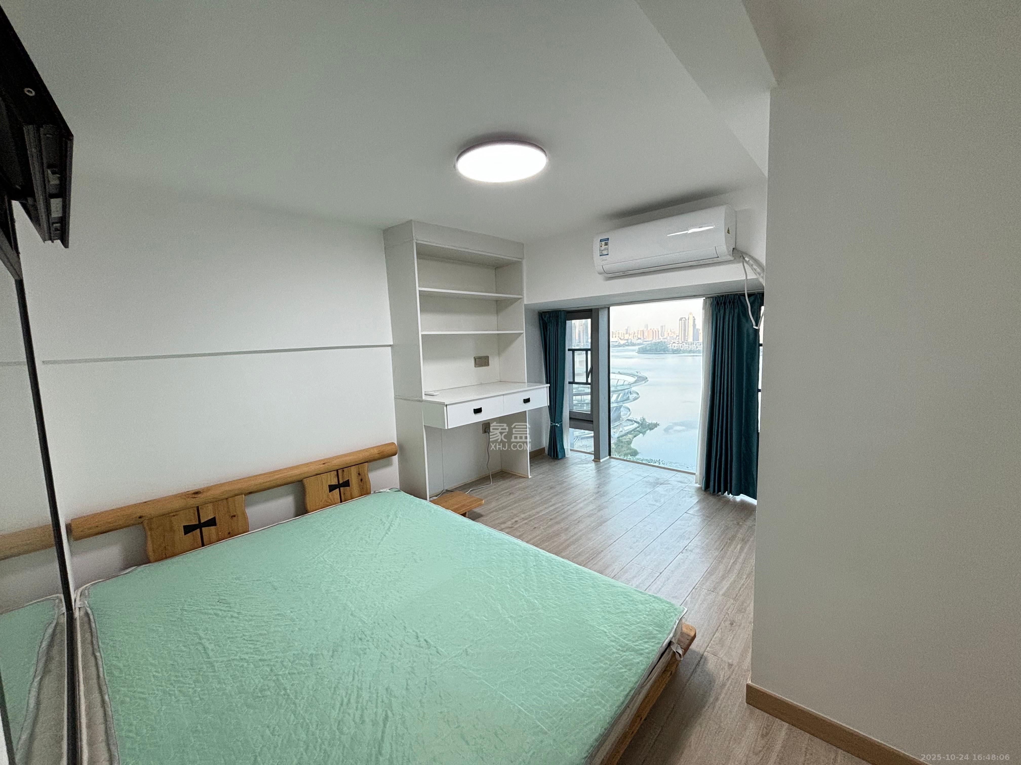 福晟翡翠湾  3室2厅1卫    2200.0元/月室内图