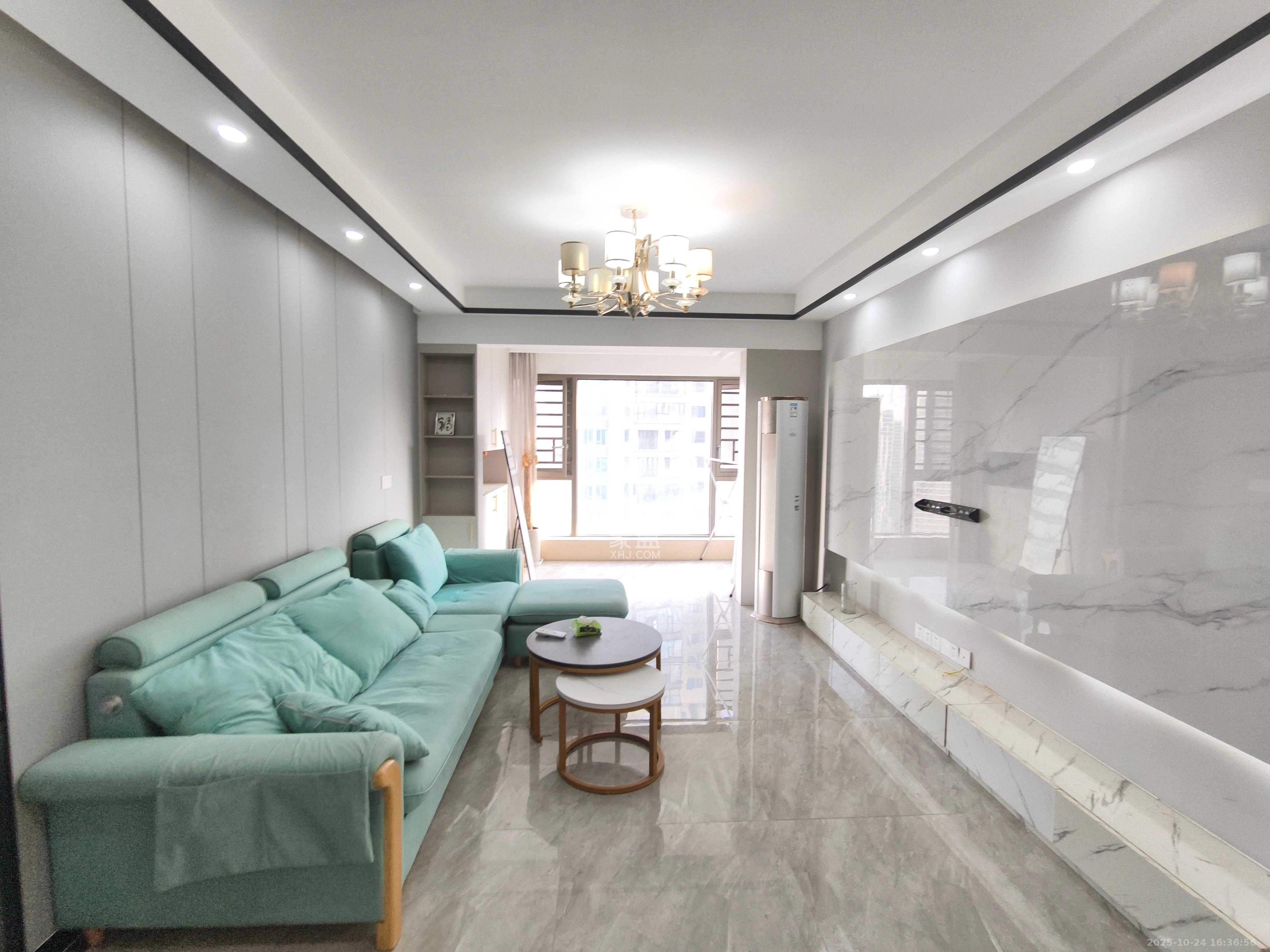 万润滨江天著  3室2厅2卫    2600.0元/月 万润滨江天著  3室2厅2卫    2600.0元/月室内图