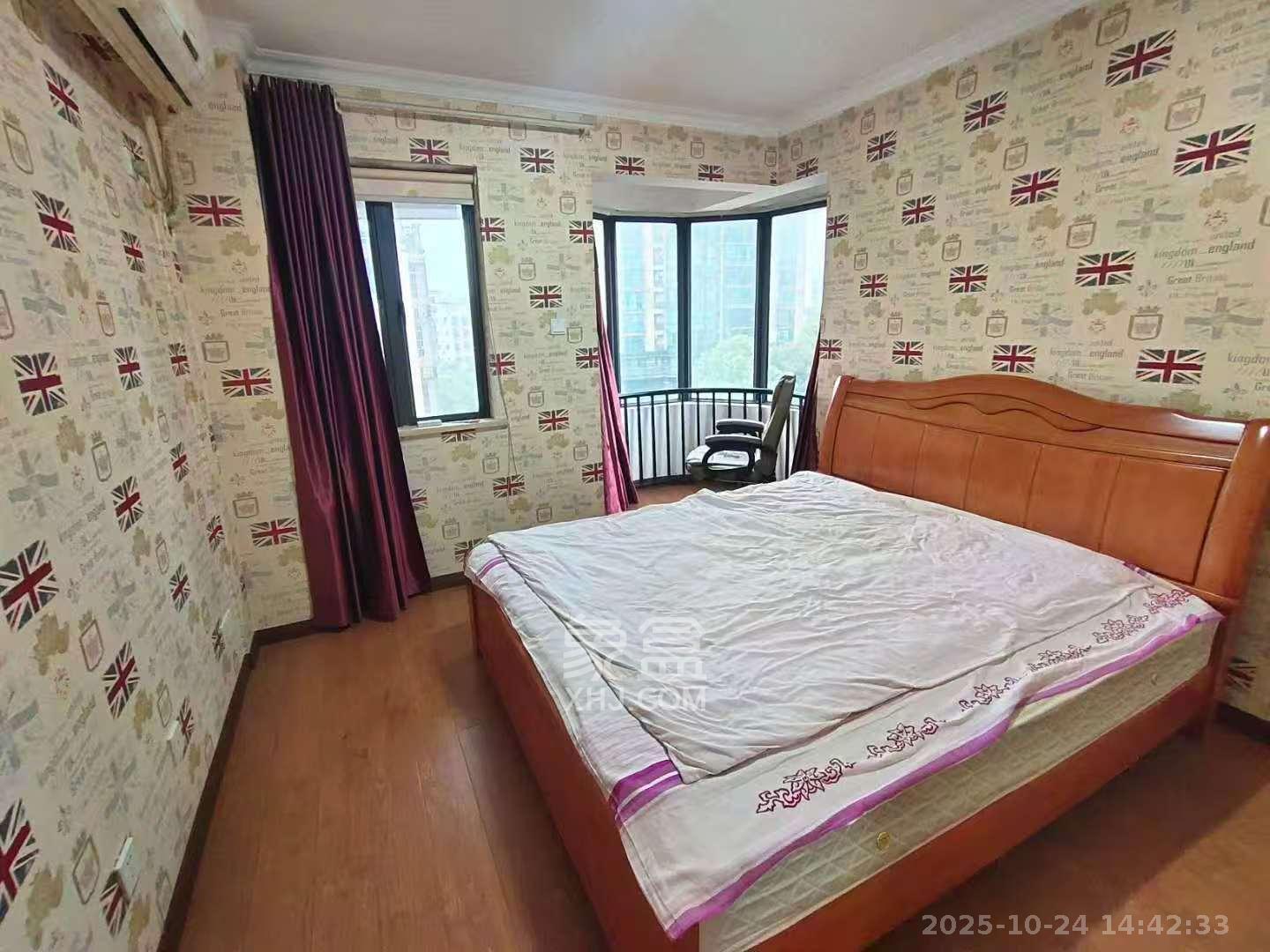 西城龙庭  2室2厅1卫    2100.0元/月 西城龙庭  2室2厅1卫    2100.0元/月室内图