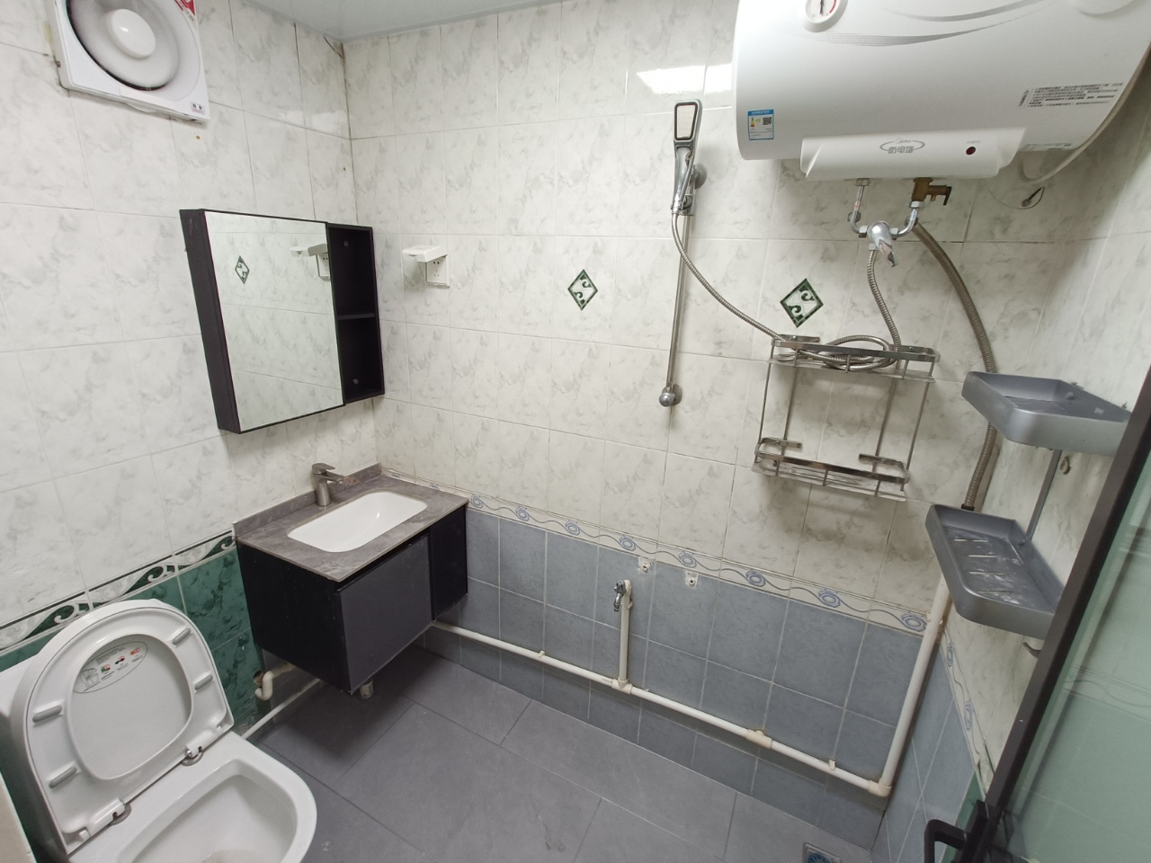 海信公寓  1室1厅1卫    95.0万室内图