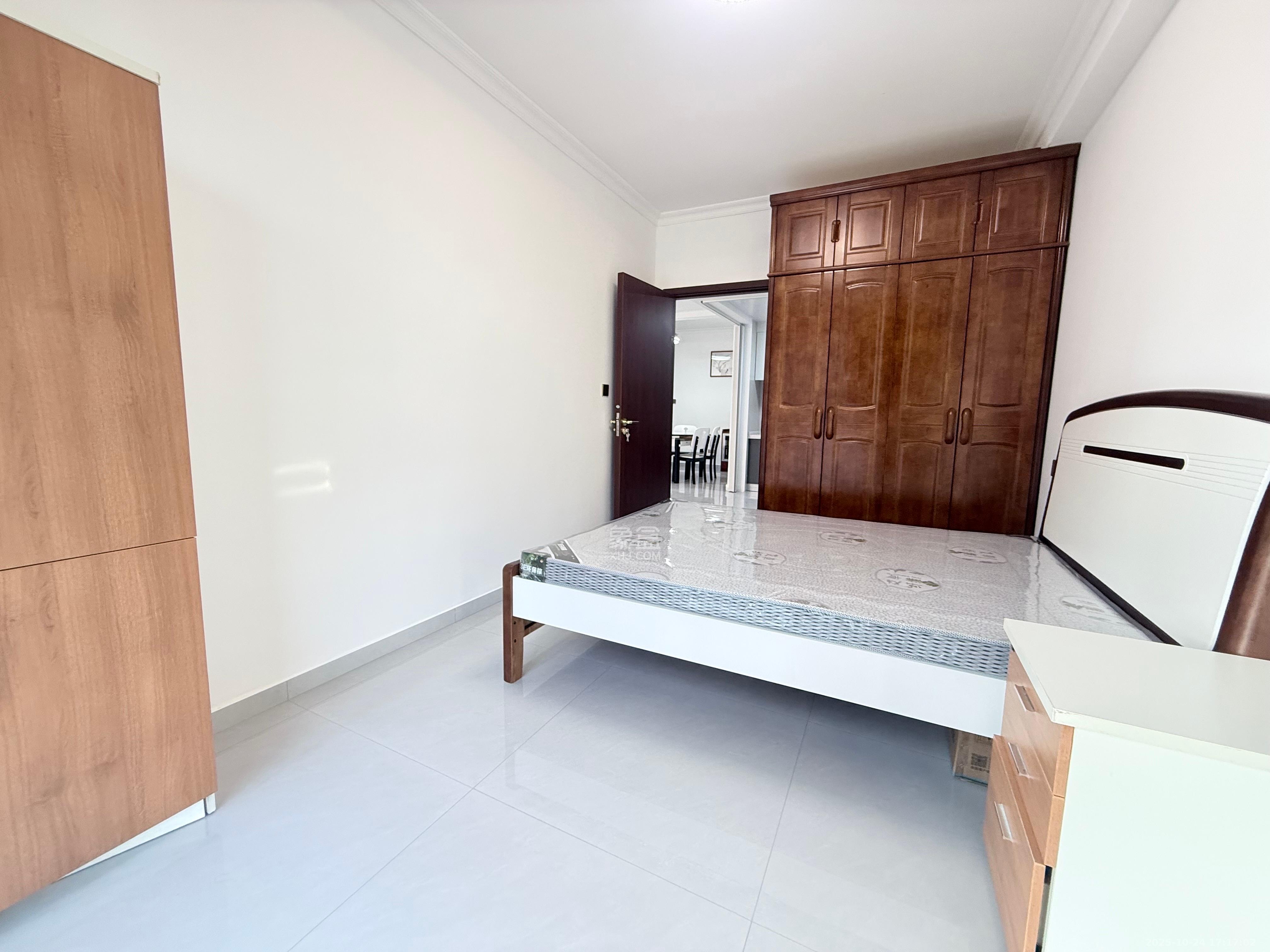 建发玖洲观澜  2室2厅1卫    2800.0元/月室内图